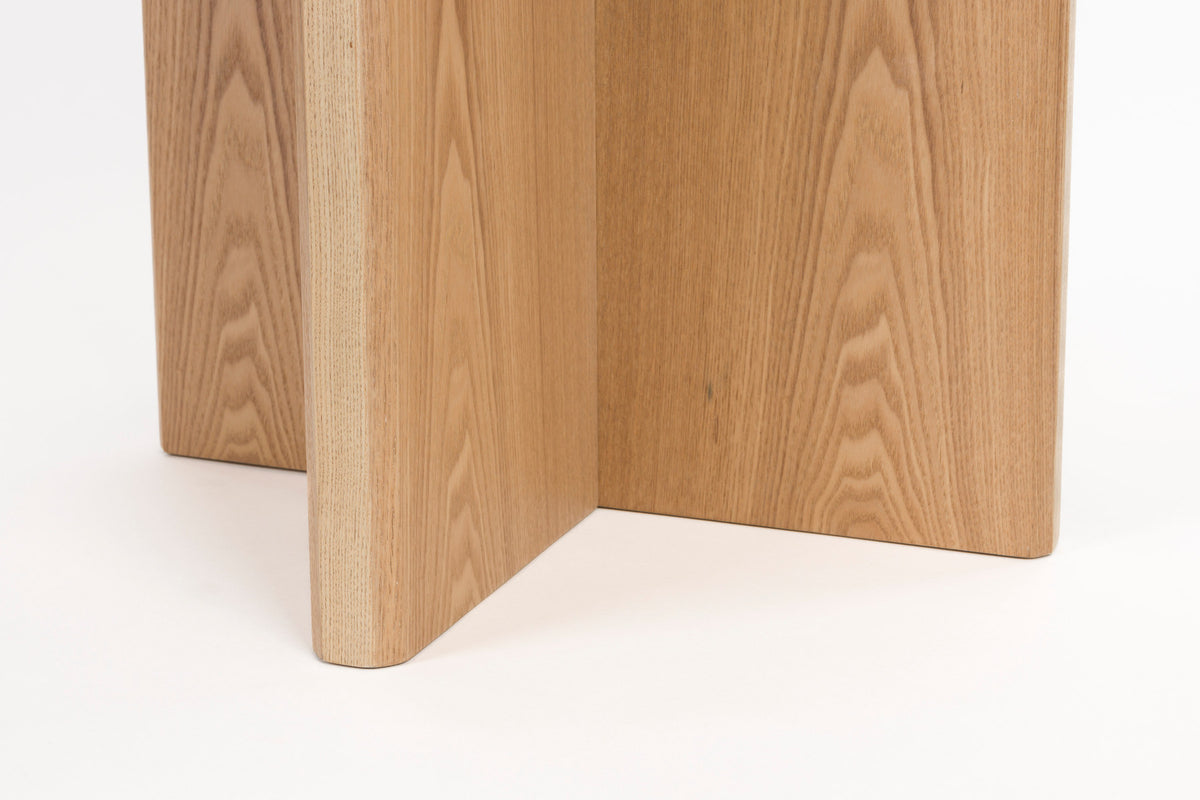 Esstisch Laurent Natural in beige präsentiert im Onlineshop von KAQTU Design AG. Esstisch ist von White Label Living