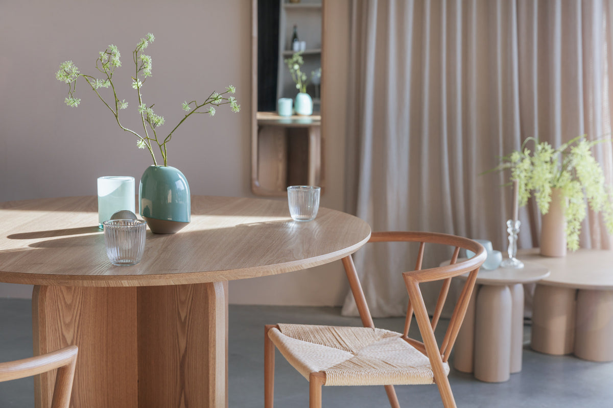Esstisch Laurent Natural in beige präsentiert im Onlineshop von KAQTU Design AG. Esstisch ist von White Label Living