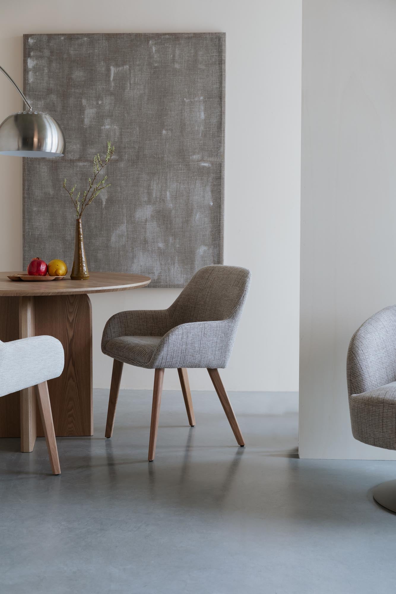 Stuhl Loua in Off-White präsentiert im Onlineshop von KAQTU Design AG. Stuhl ist von White Label Living