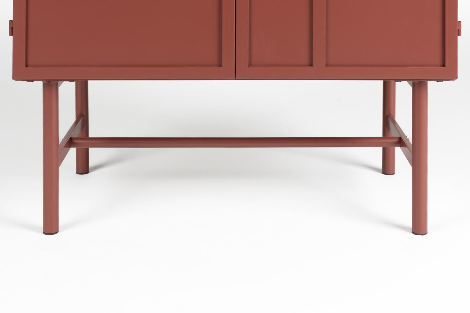 Cabinet Davis in rot präsentiert im Onlineshop von KAQTU Design AG. Cabinet ist von White Label Living