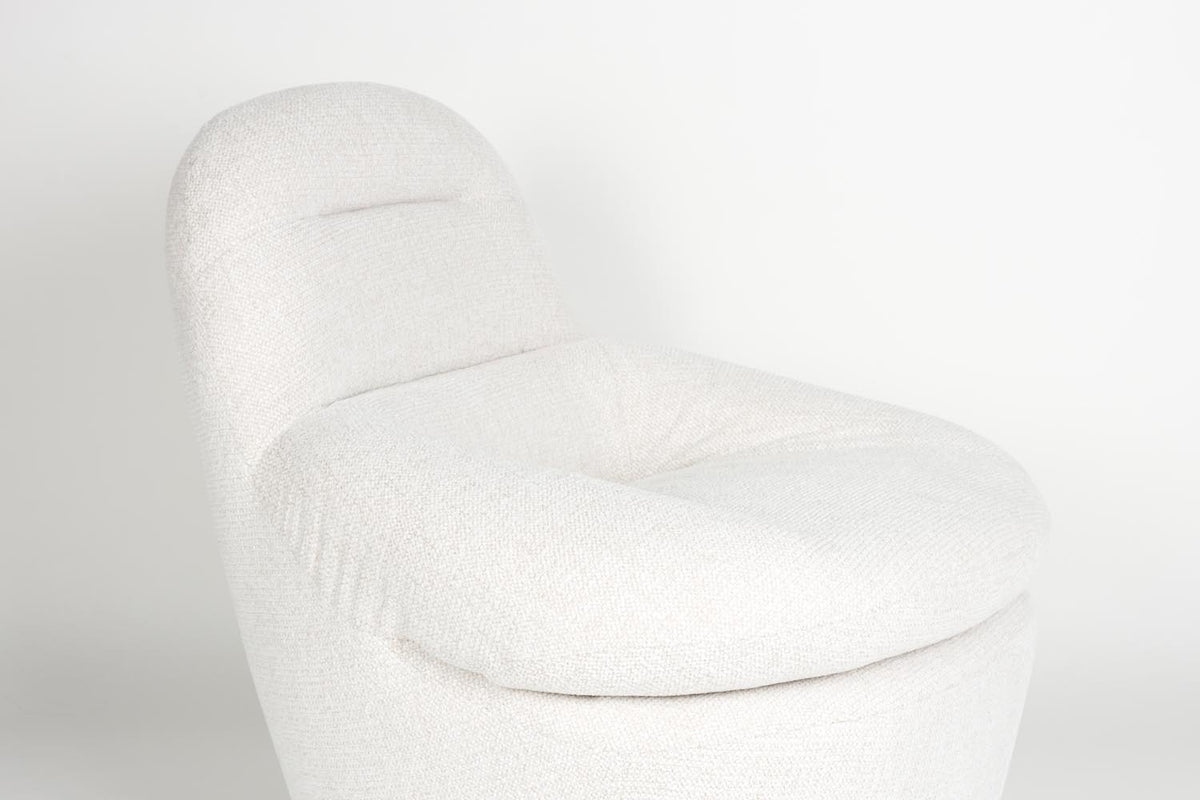 Sessel Velvoro in Off-White präsentiert im Onlineshop von KAQTU Design AG. Sessel ist von White Label Living
