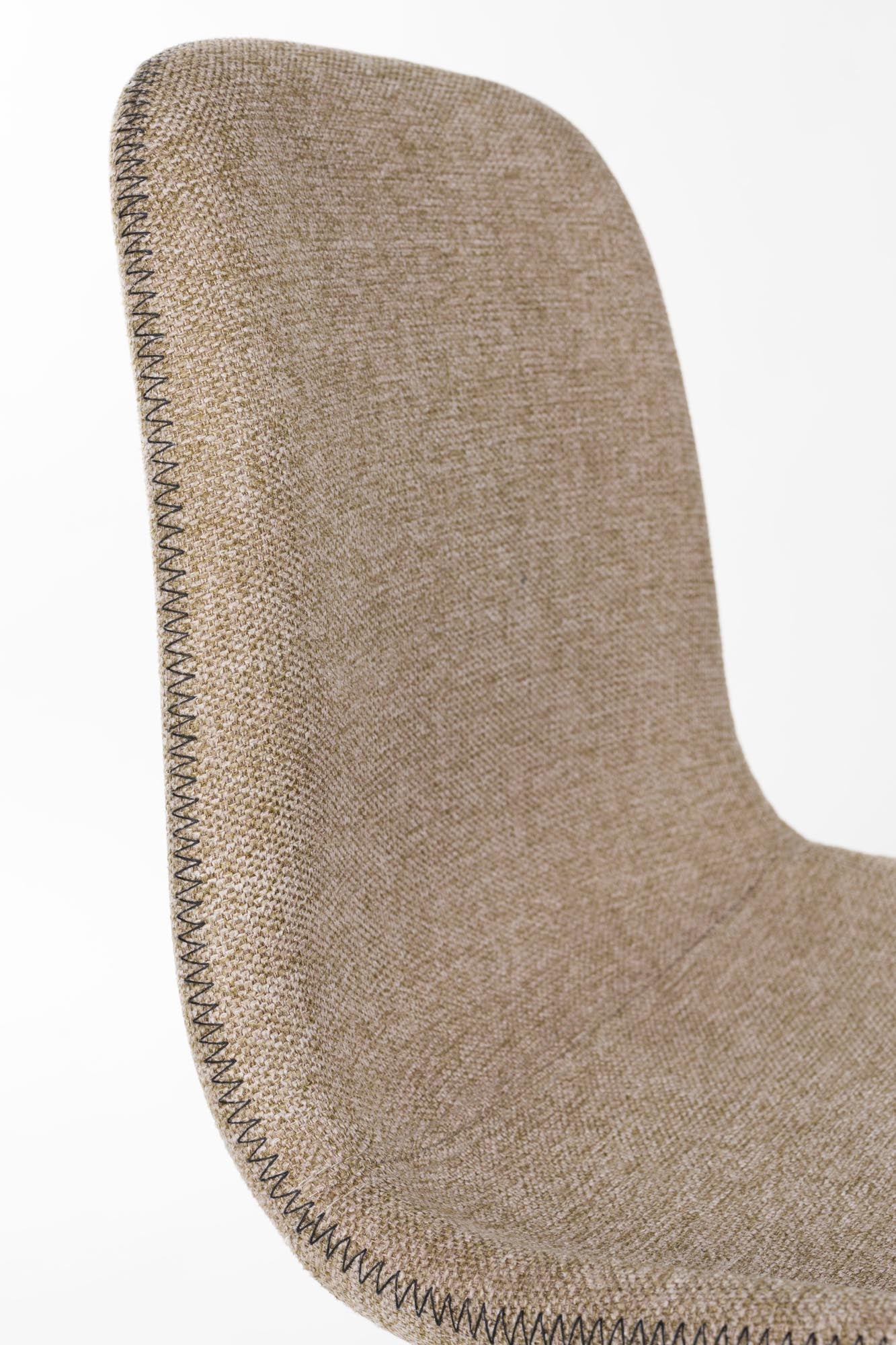 Stuhl Lester in Braun präsentiert im Onlineshop von KAQTU Design AG. Stuhl ist von White Label Living