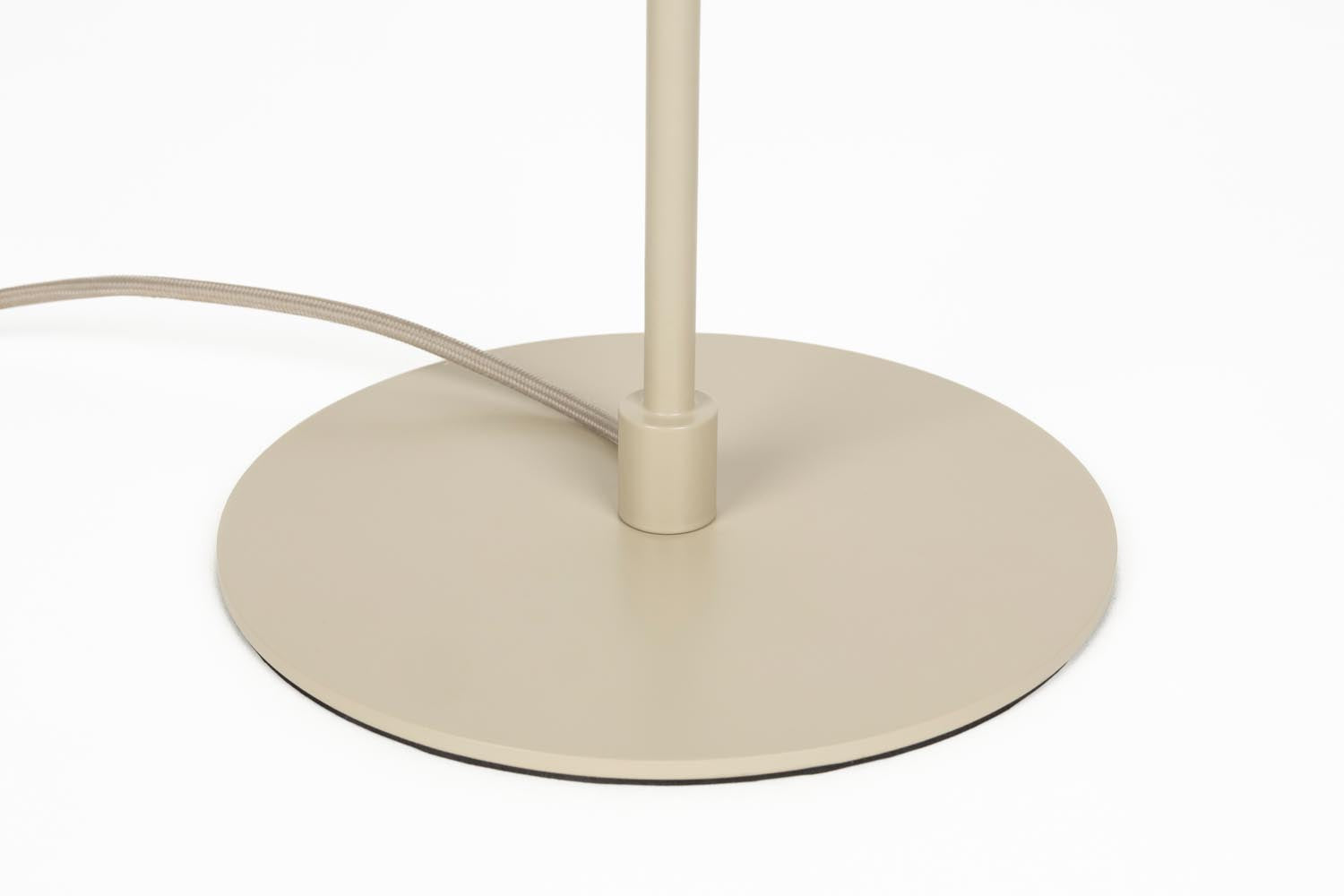 Stehleuchte Wubbo Beige in beige präsentiert im Onlineshop von KAQTU Design AG. Stehleuchte ist von White Label Living