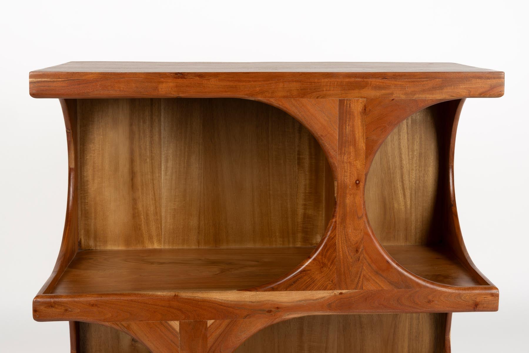 Modernes Cabinet Ruben von White Label Living, gefertigt aus edlem Holz, perfekt für eine stilvolle und praktische Wohnraumgestaltung.