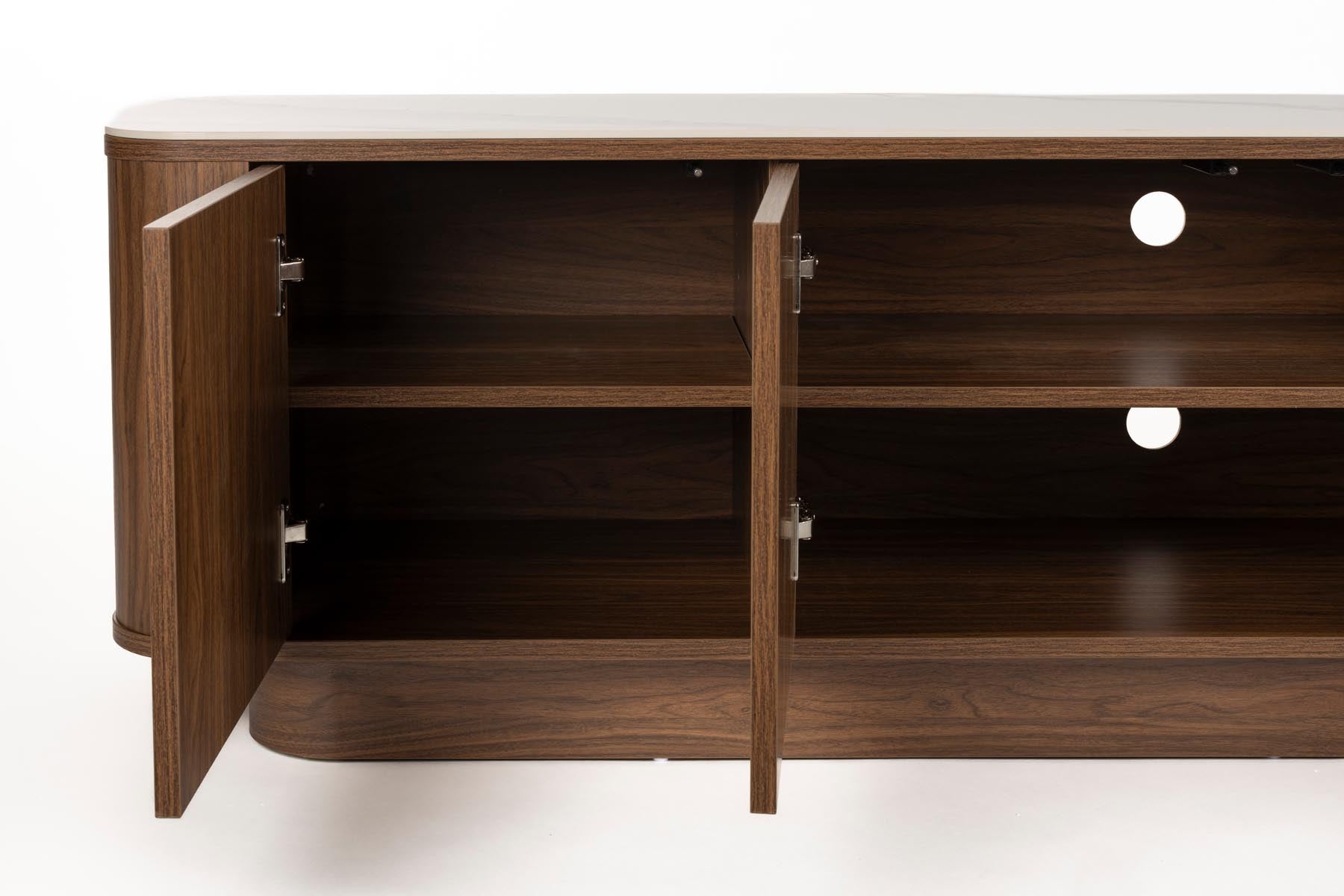 Sideboard Low Almira in Braun präsentiert im Onlineshop von KAQTU Design AG. Sideboards ist von White Label Living