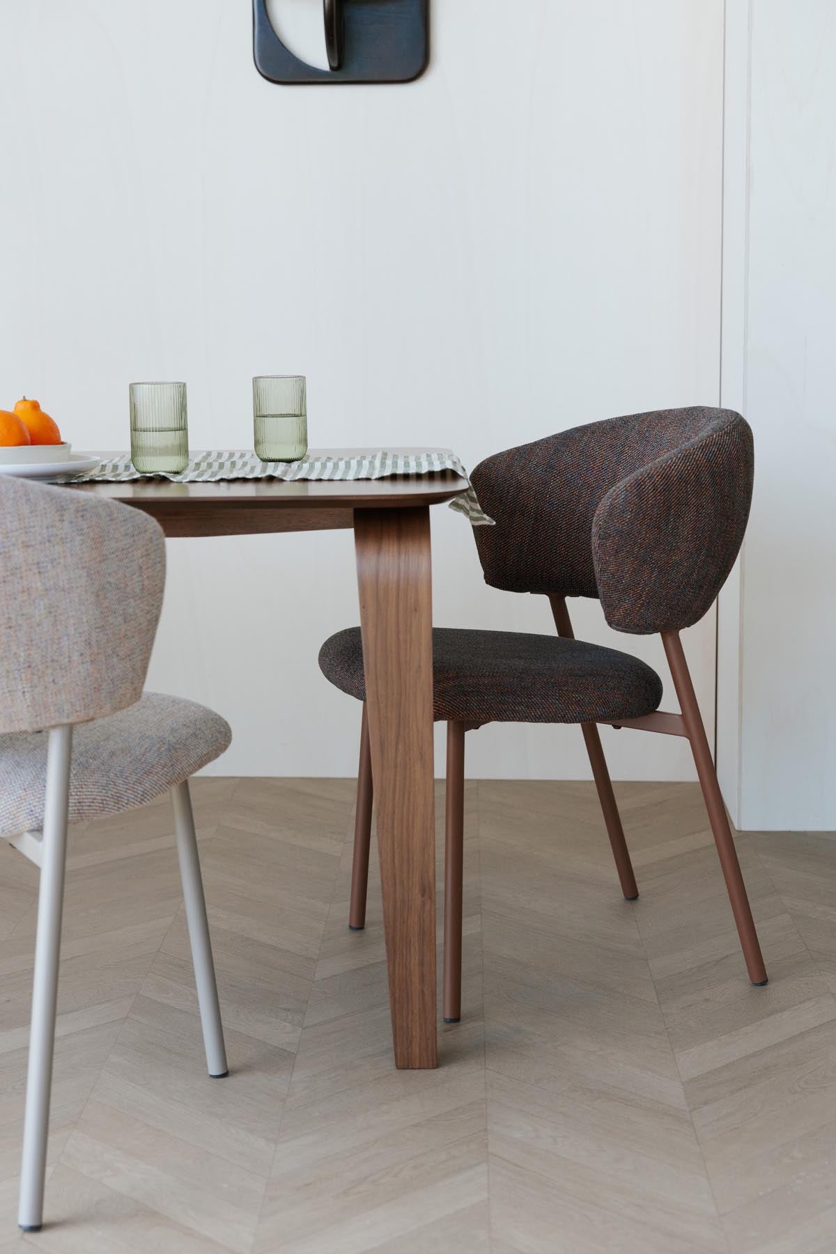 Stuhl Jasmine in Grün präsentiert im Onlineshop von KAQTU Design AG. Stuhl ist von White Label Living