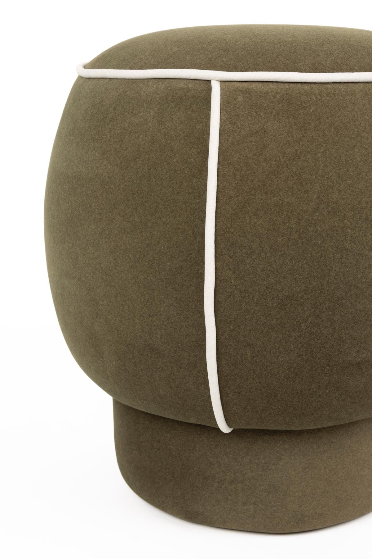 Hocker Marina in Grün präsentiert im Onlineshop von KAQTU Design AG. Hocker ist von White Label Living