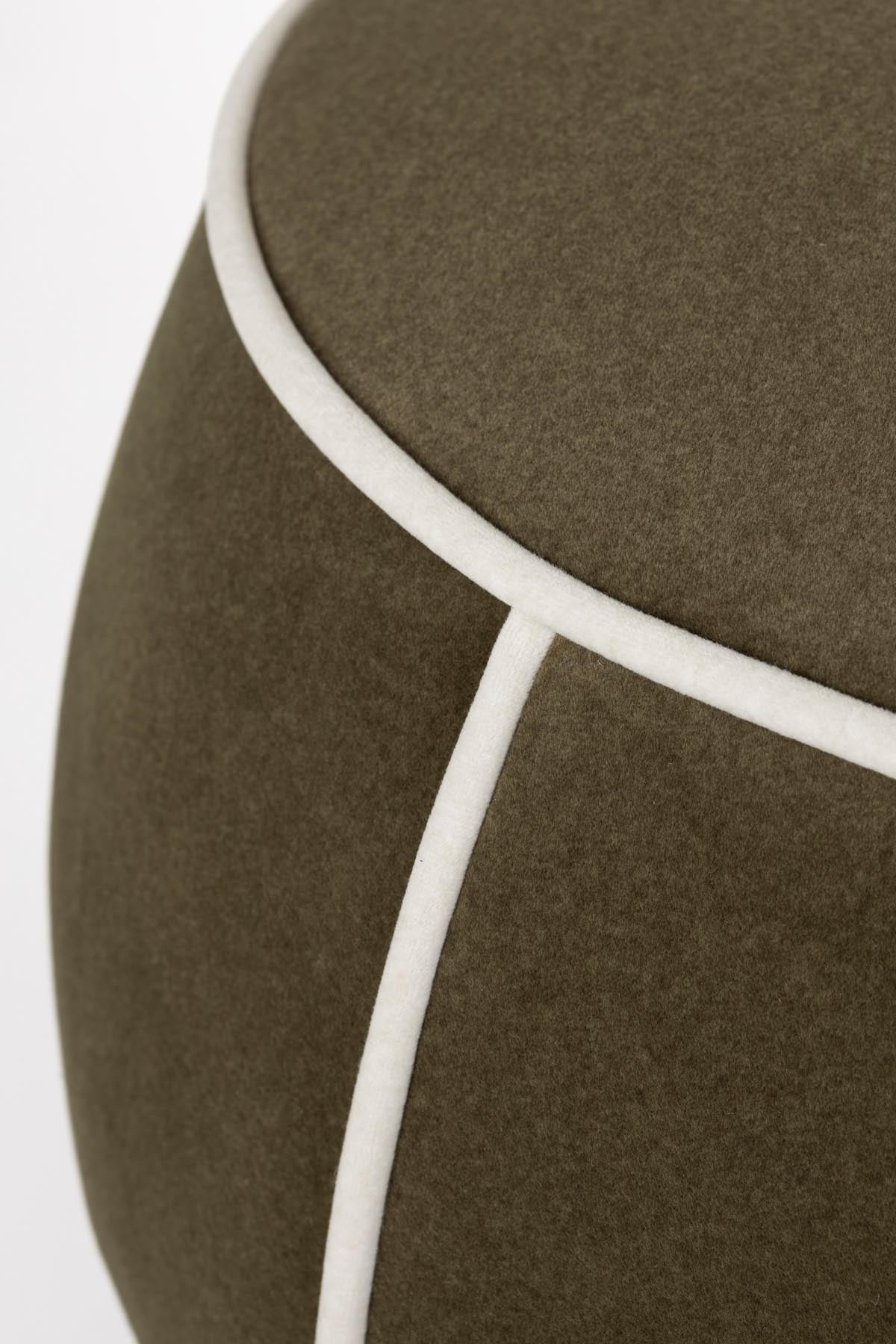 Bank Marina in Grün präsentiert im Onlineshop von KAQTU Design AG. Sitzbank ist von White Label Living
