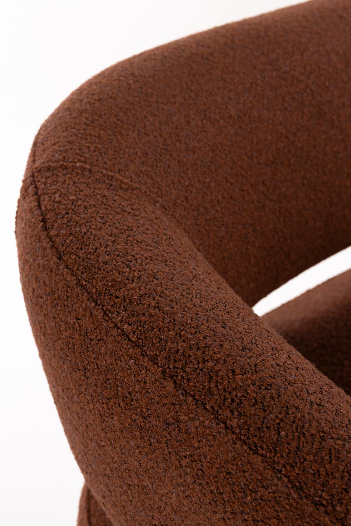 Sofa 2-Sitzer Robyn in Braun präsentiert im Onlineshop von KAQTU Design AG. 2er Sofa ist von White Label Living