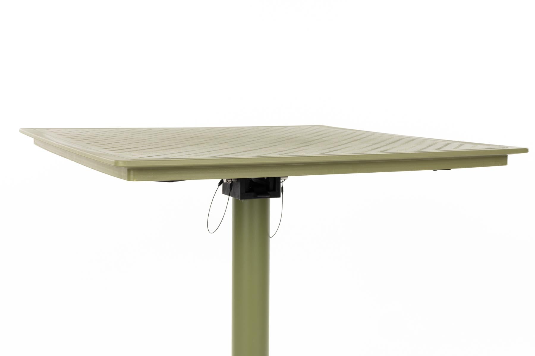 Bistro Tisch George in Grün präsentiert im Onlineshop von KAQTU Design AG. Gartentisch ist von White Label Living