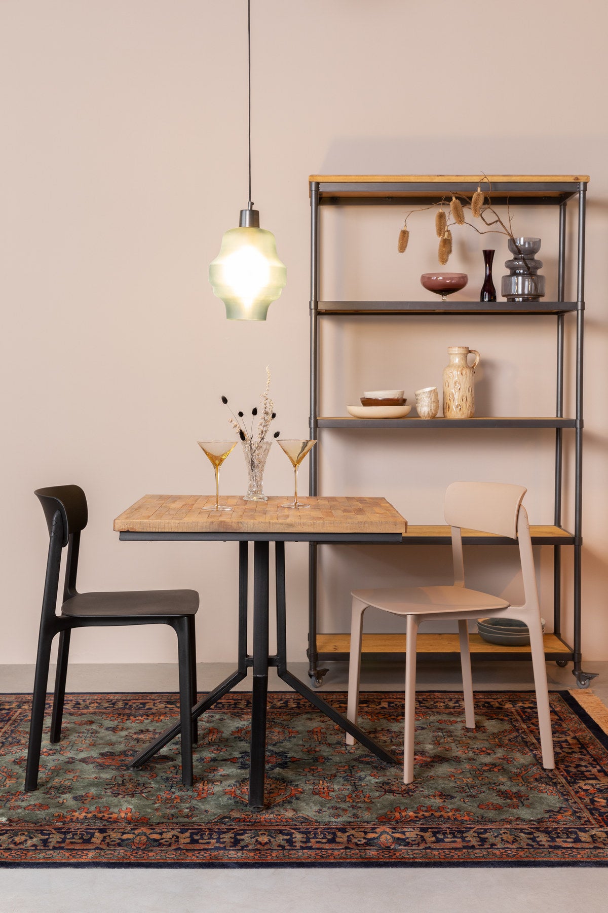 Stuhl Clive in Braun präsentiert im Onlineshop von KAQTU Design AG. Stuhl ist von White Label Living