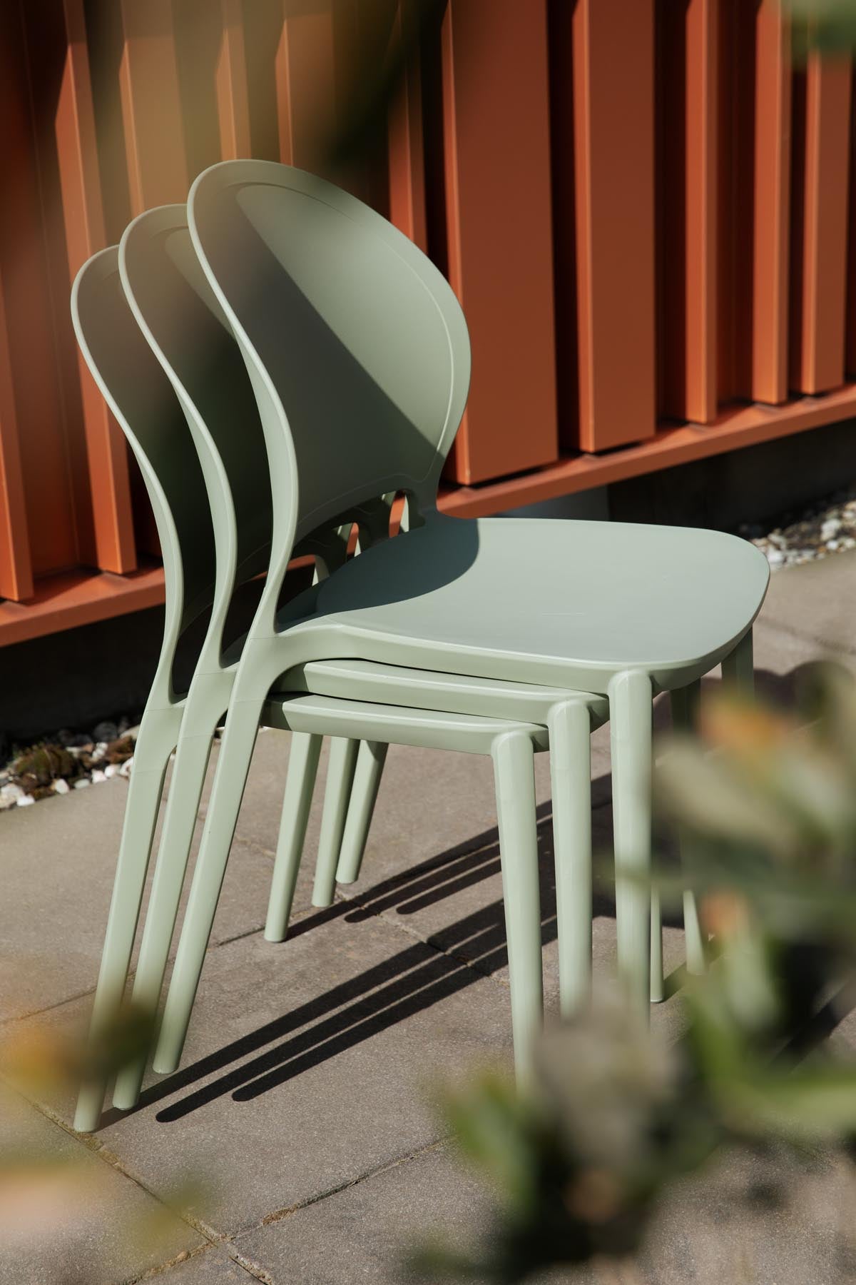 Outdoor-Stuhl Sjoerd Grün in Green präsentiert im Onlineshop von KAQTU Design AG. Stuhl ist von White Label Living