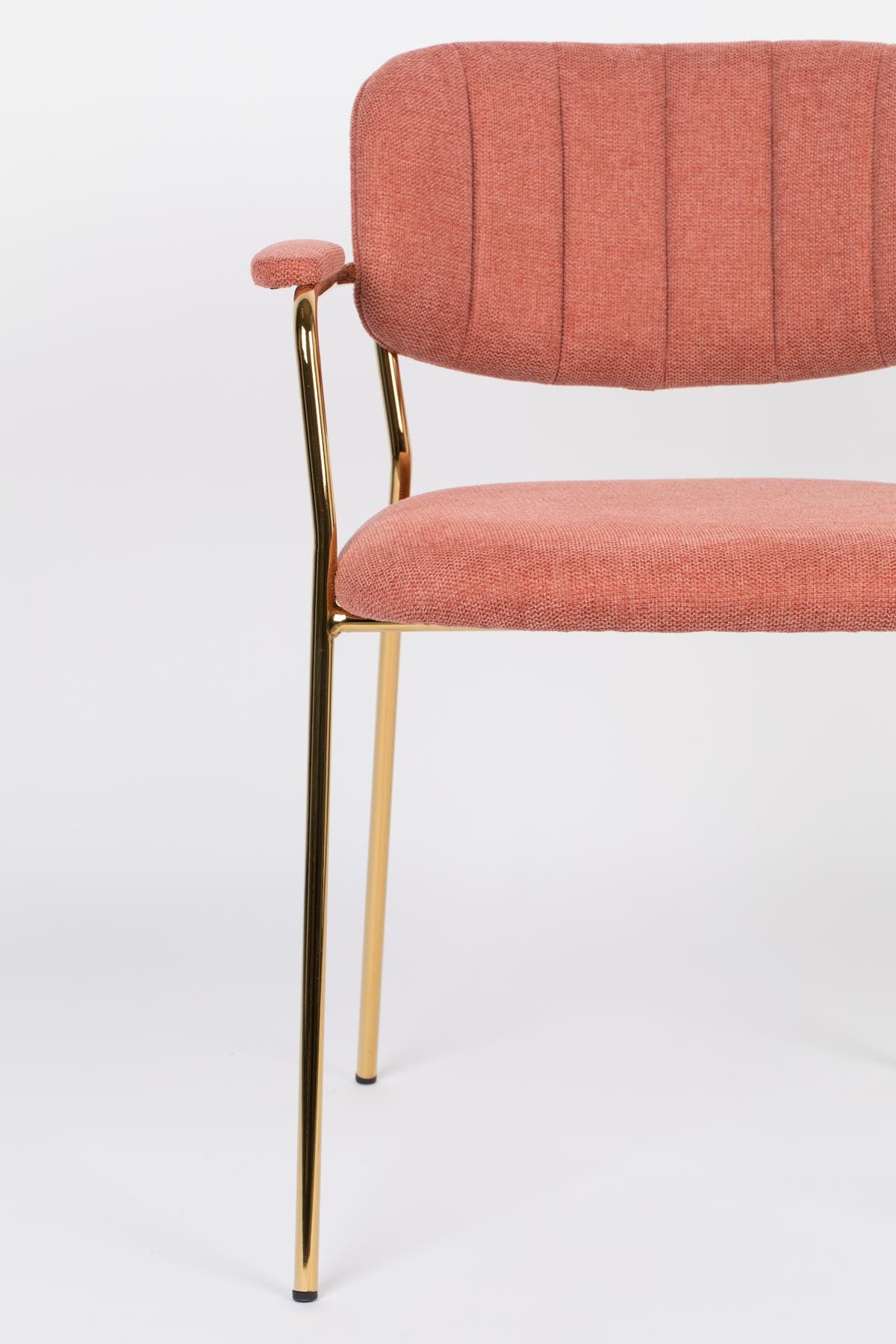 Armlehnstuhl Jolien gepolstert in Rosa präsentiert im Onlineshop von KAQTU Design AG. Stuhl mit Armlehne ist von White Label Living
