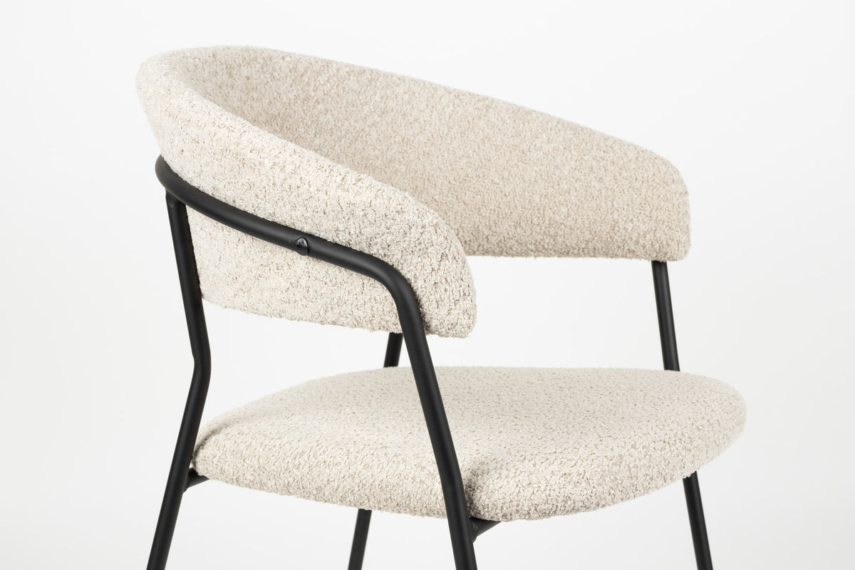 Armlehnstuhl Zeri Black in beige präsentiert im Onlineshop von KAQTU Design AG. Stuhl mit Armlehne ist von White Label Living