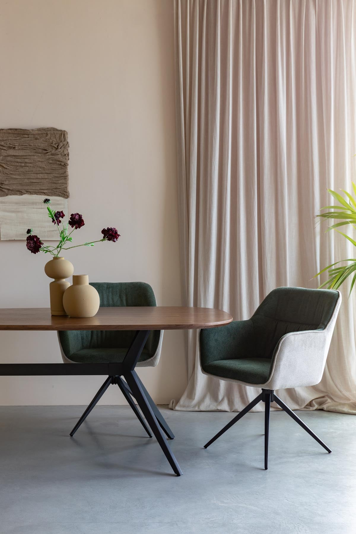 Sessel Daley Beige/Braun in Braun präsentiert im Onlineshop von KAQTU Design AG. Schalenstuhl mit Armlehne ist von White Label Living