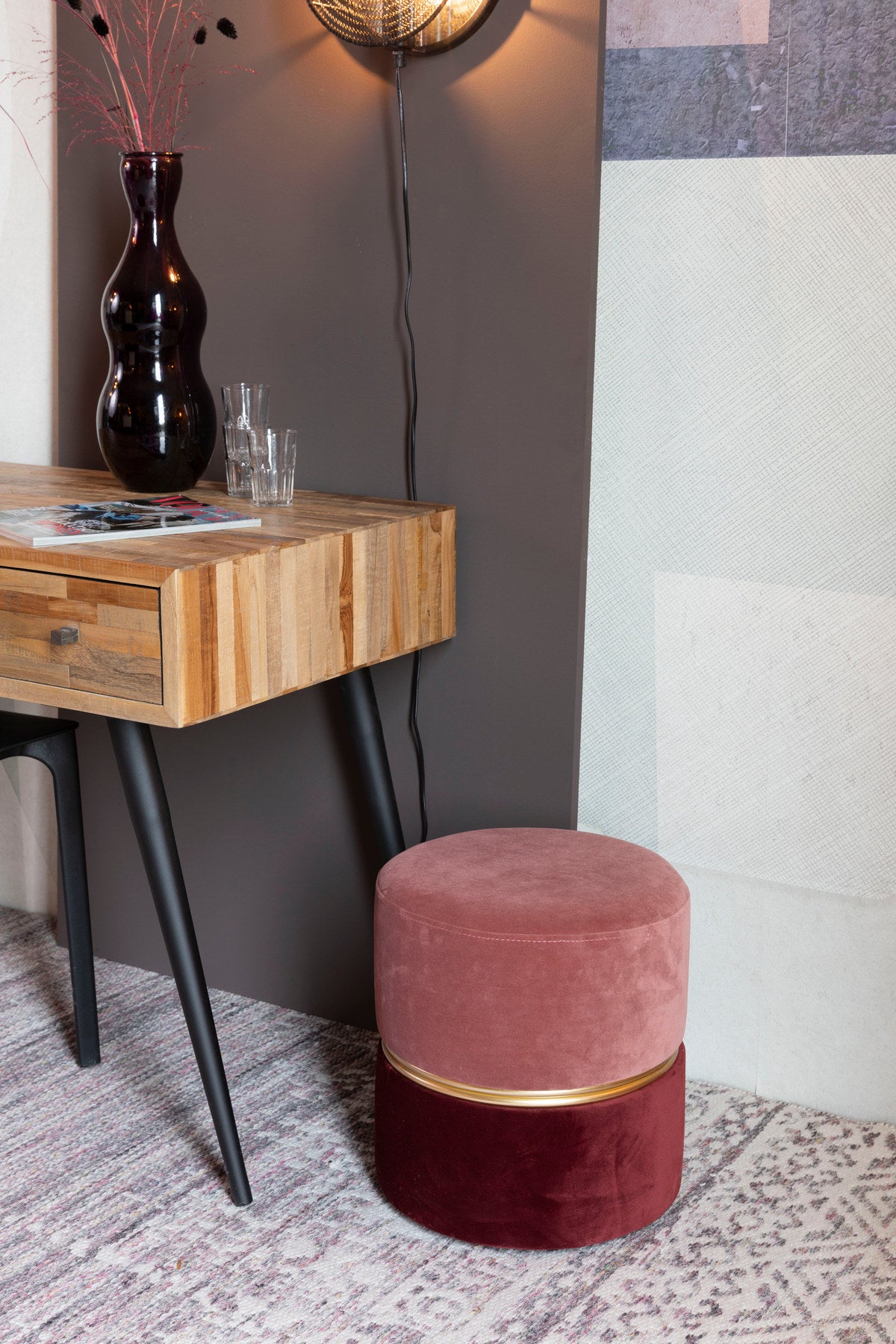 Hocker BUBBLY in Rosa präsentiert im Onlineshop von KAQTU Design AG. Pouf ist von White Label Living