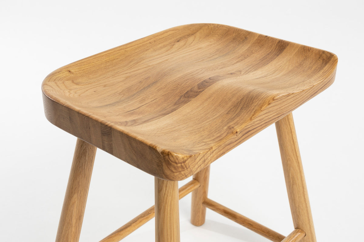 Hocker VANDER in Natur präsentiert im Onlineshop von KAQTU Design AG. Hocker ist von White Label Living