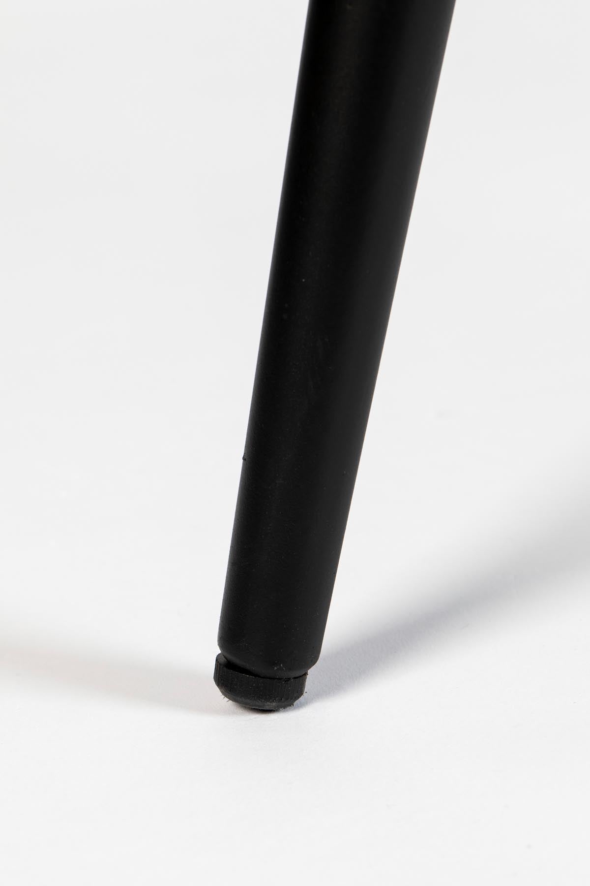 Tisch MO in Schwarz präsentiert im Onlineshop von KAQTU Design AG. Esstisch ist von White Label Living