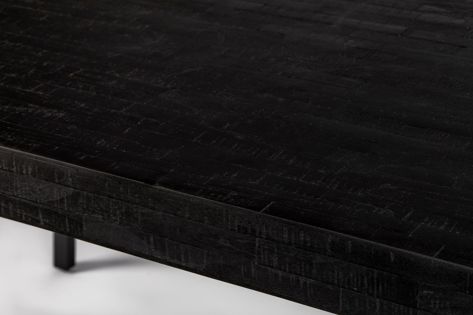 Tisch Suri in Schwarz präsentiert im Onlineshop von KAQTU Design AG. Esstisch ist von White Label Living