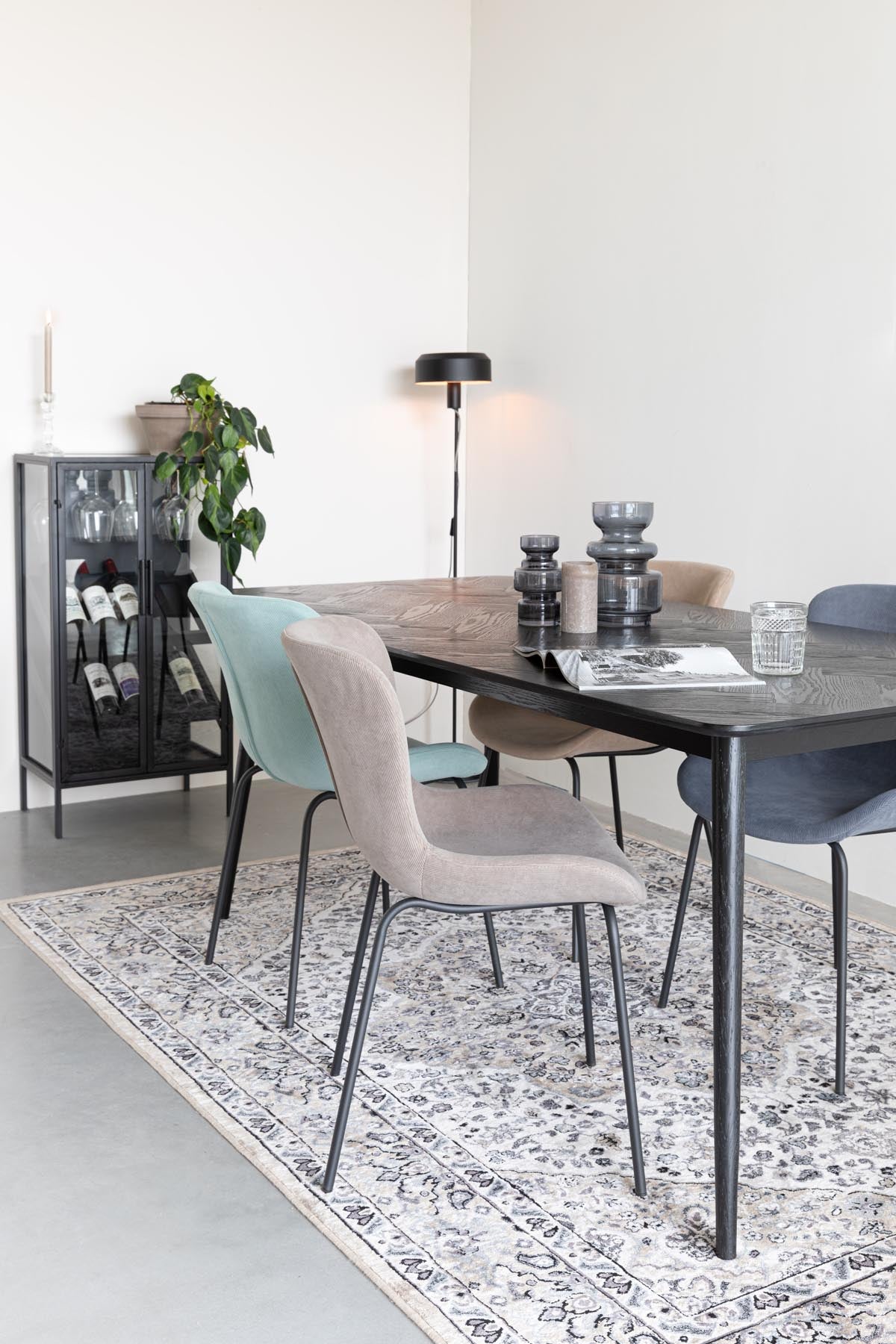 Tisch Fabio in Schwarz präsentiert im Onlineshop von KAQTU Design AG. Esstisch ist von White Label Living