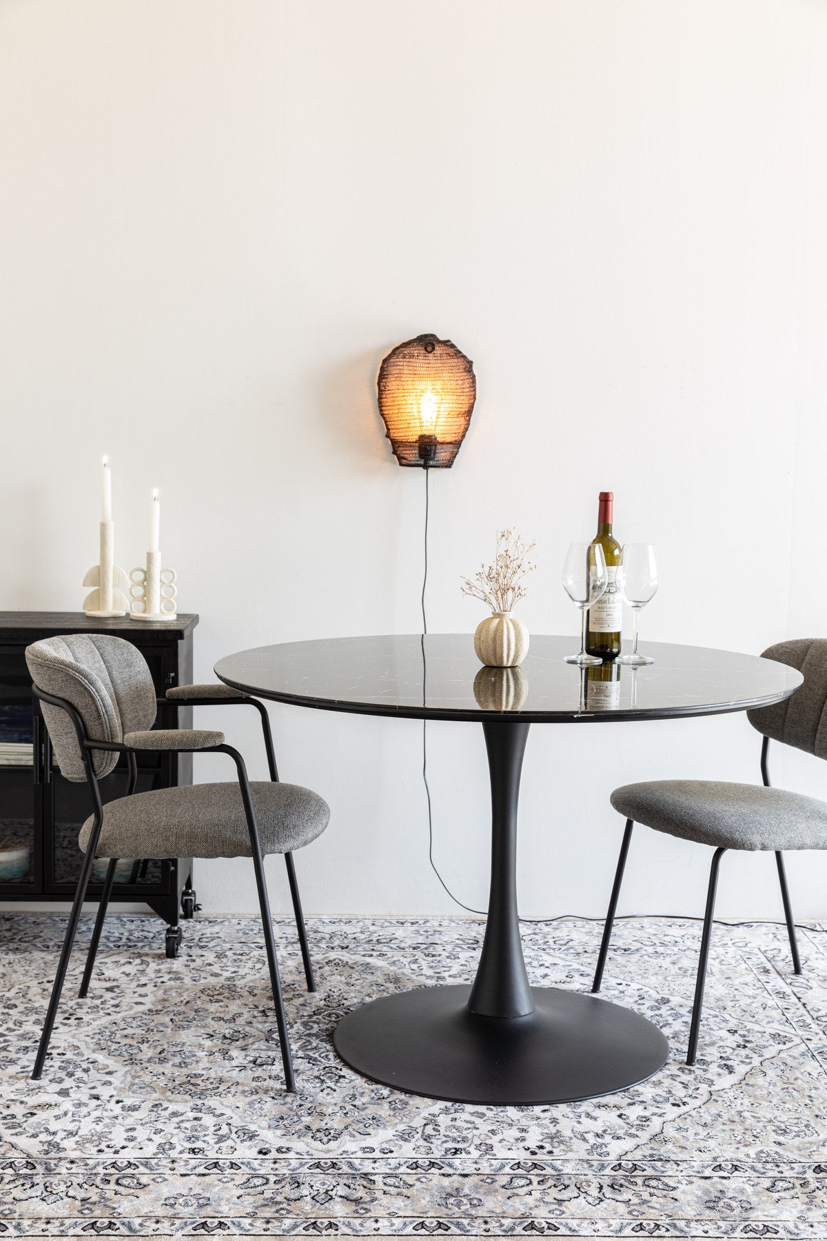 Tisch MARU BLACK in Schwarz präsentiert im Onlineshop von KAQTU Design AG. Esstisch ist von White Label Living