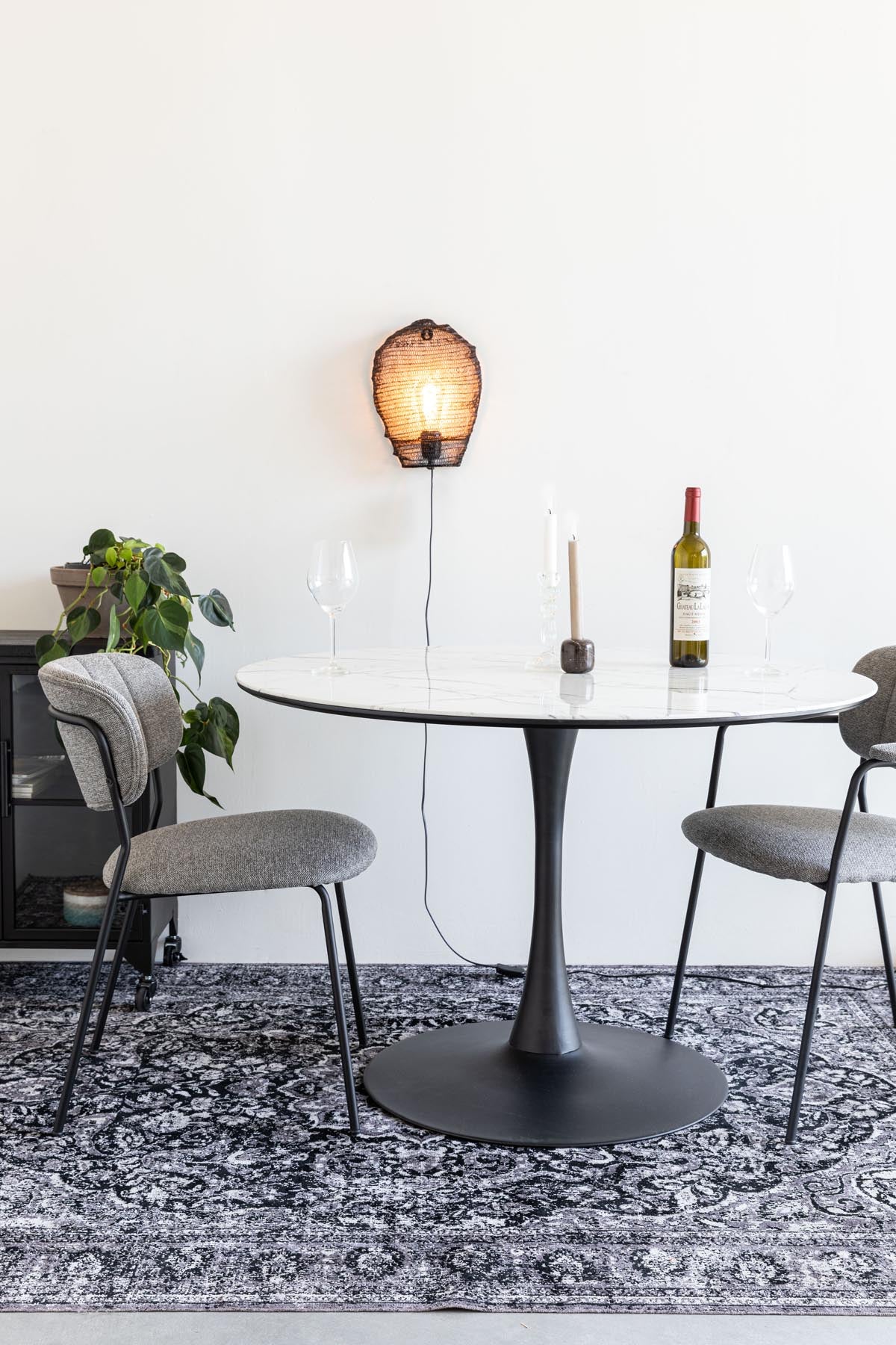 Tisch MARU WHITE in Weiss präsentiert im Onlineshop von KAQTU Design AG. Esstisch ist von White Label Living