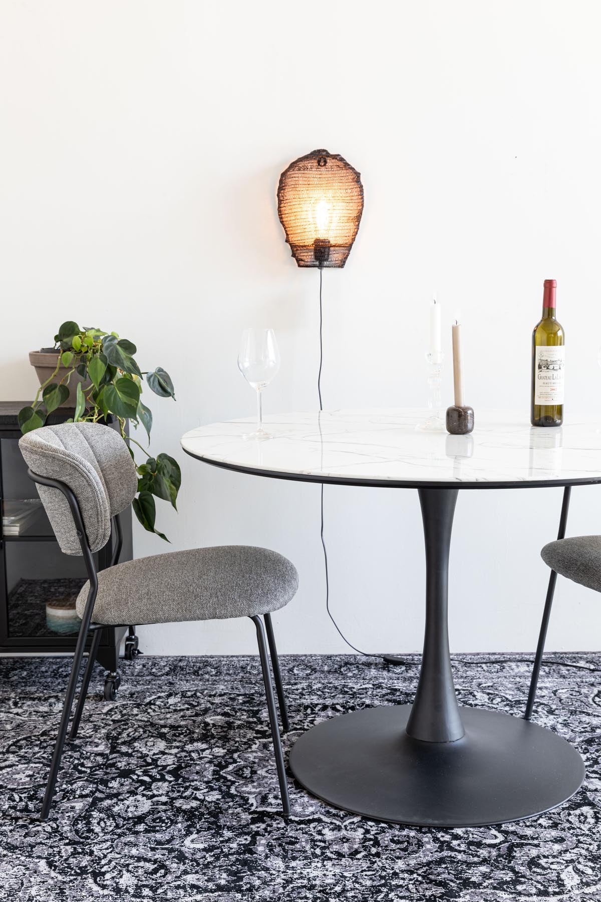 Tisch MARU WHITE in Weiss präsentiert im Onlineshop von KAQTU Design AG. Esstisch ist von White Label Living