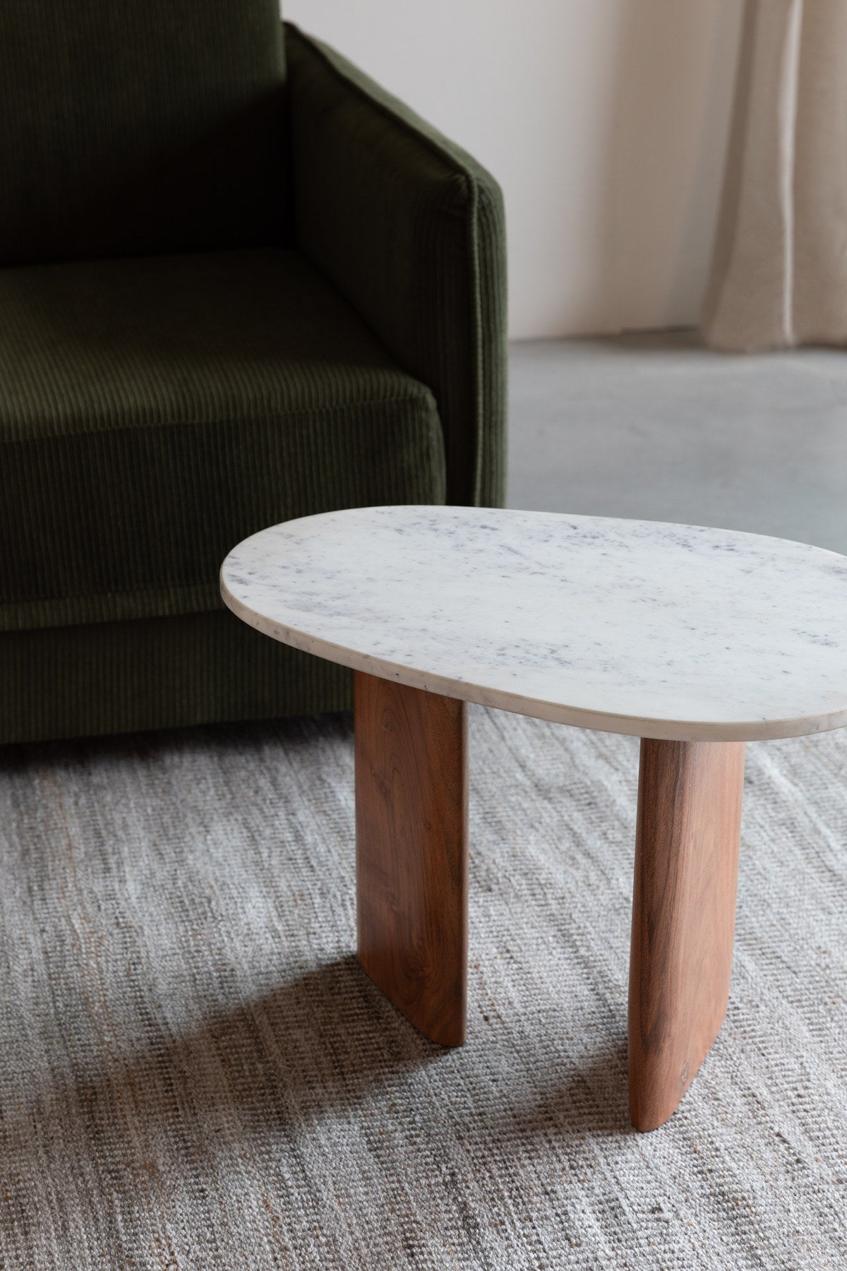 Tanda Beistelltisch in beige präsentiert im Onlineshop von KAQTU Design AG. Beistelltisch ist von White Label Living