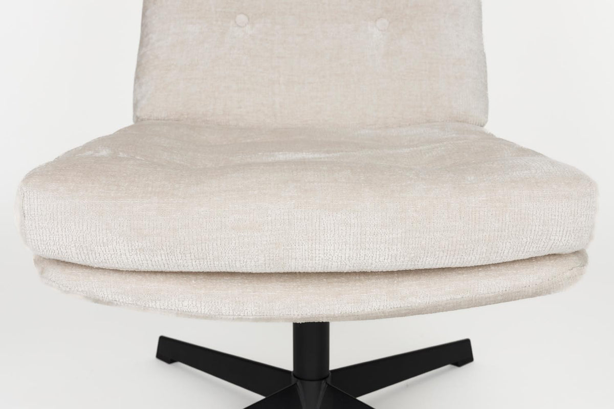 Kai Sessel in Weiss präsentiert im Onlineshop von KAQTU Design AG. Sessel ist von White Label Living