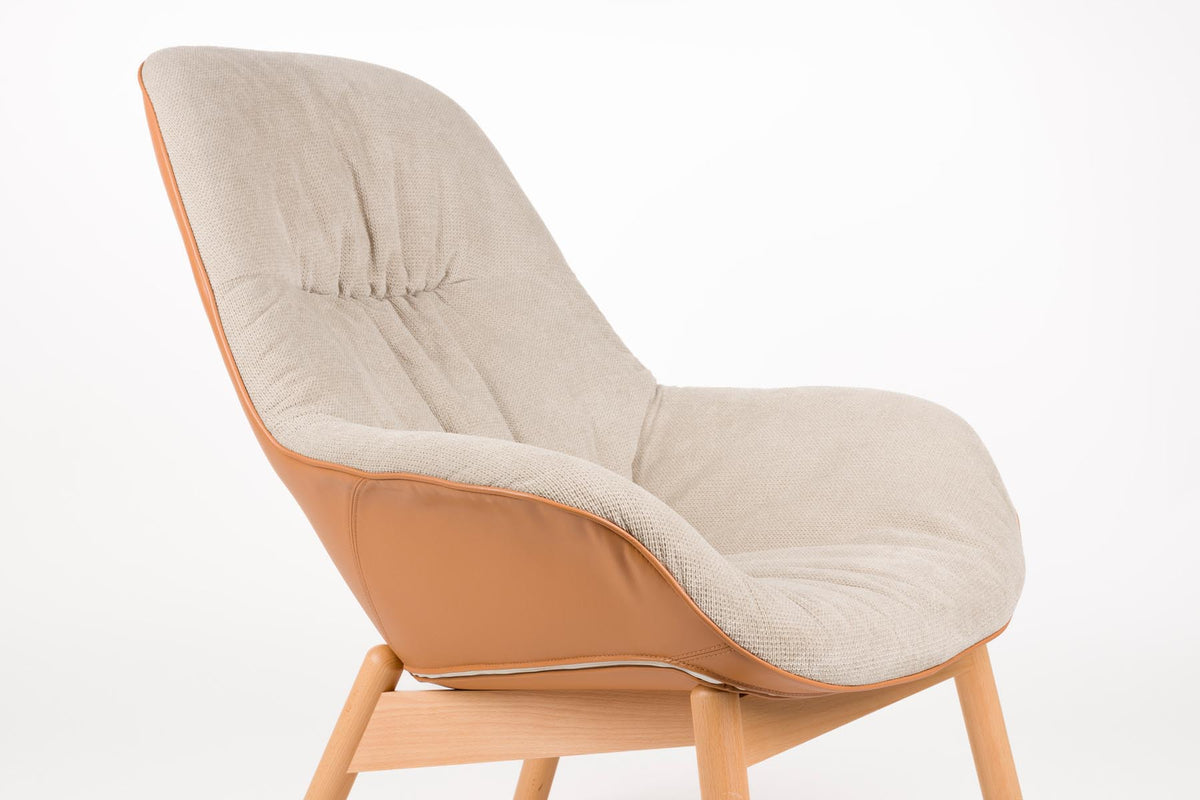 Loungesessel Duke in beige präsentiert im Onlineshop von KAQTU Design AG. Sessel ist von White Label Living