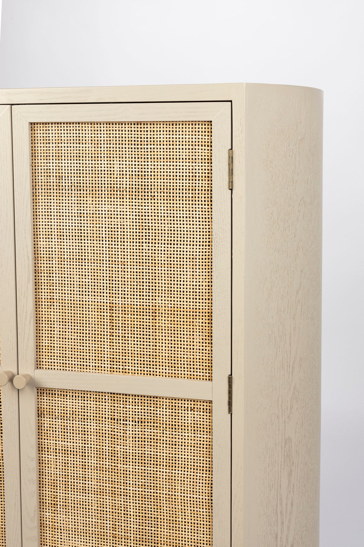 Cabinet Amaya Low 2do in beige präsentiert im Onlineshop von KAQTU Design AG. Cabinet ist von White Label Living