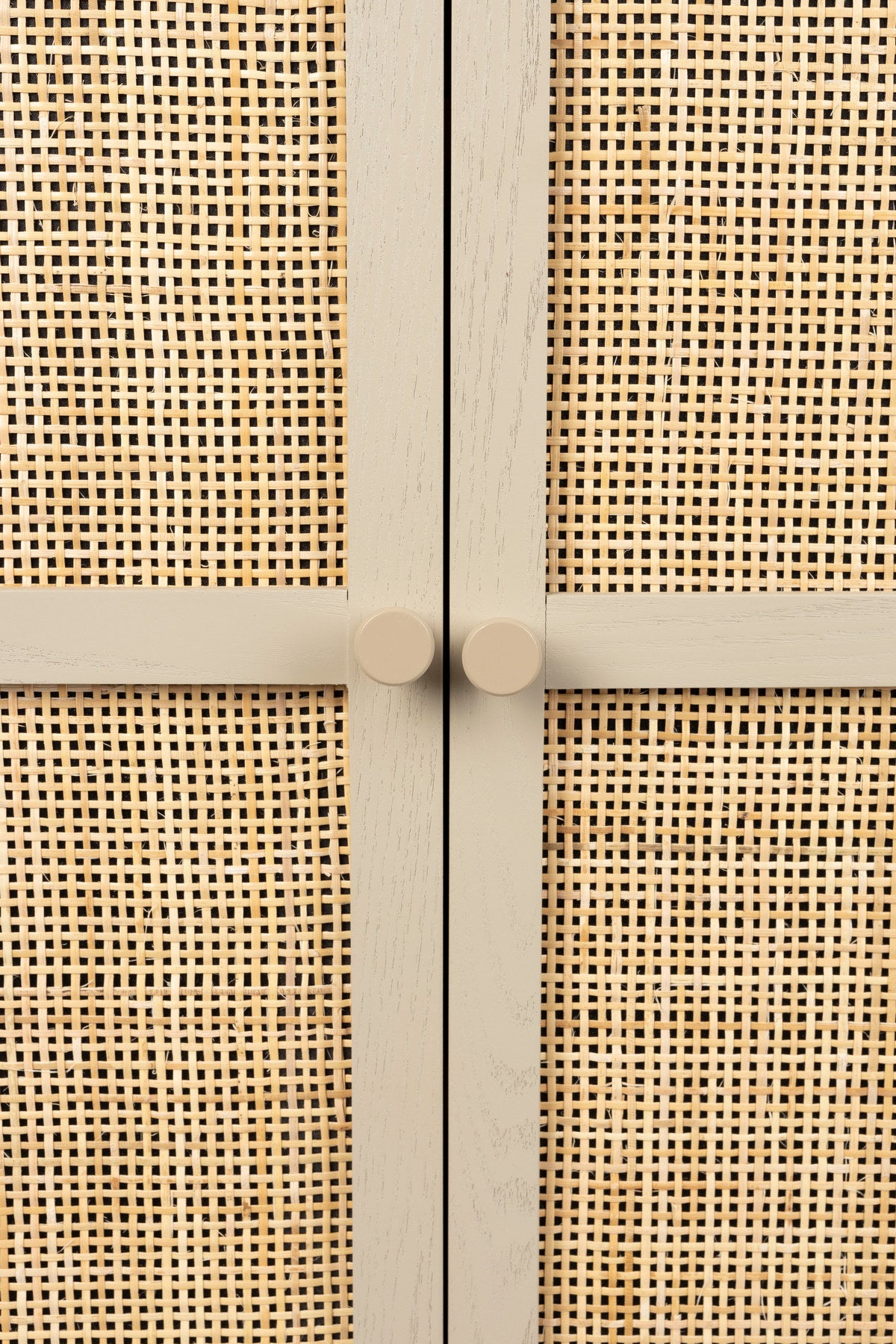 Cabinet Amaya Low 2do in beige präsentiert im Onlineshop von KAQTU Design AG. Cabinet ist von White Label Living