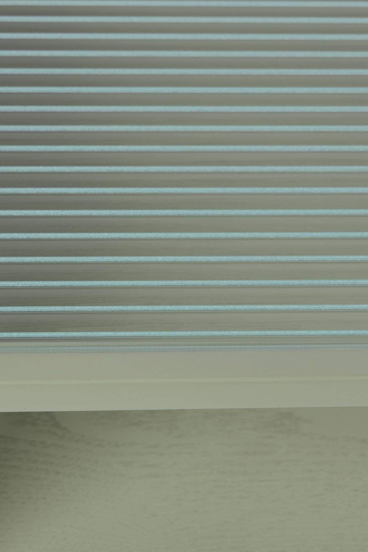 Cabinet Herbe Medium in Grün präsentiert im Onlineshop von KAQTU Design AG. Cabinet ist von White Label Living