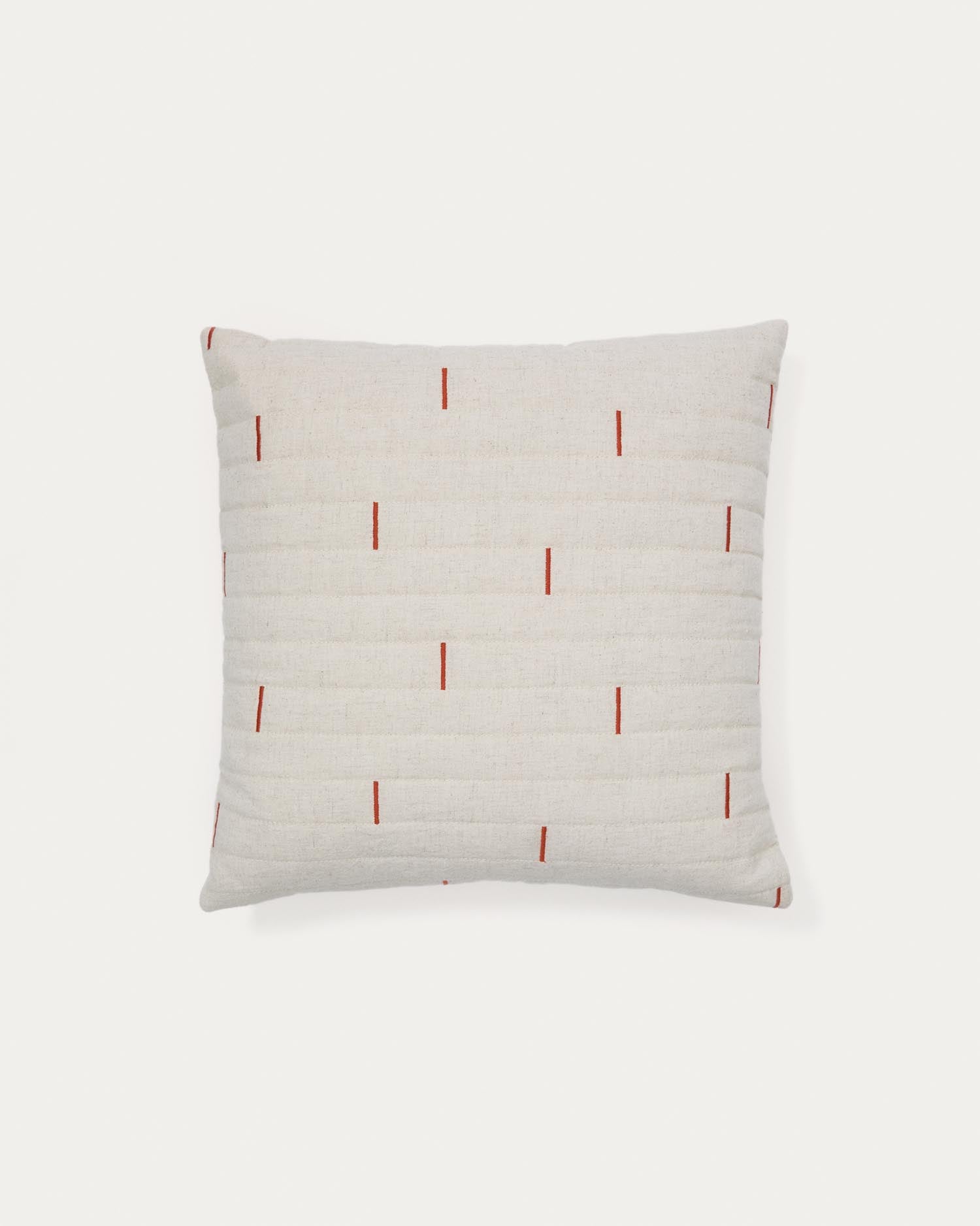Kissenbezug Blaina aus Baumwolle und Leinen weiss mit roter Stickerei 45 x 45 cm in Weiss, Terrakotta präsentiert im Onlineshop von KAQTU Design AG. Deko Kissenbezug ist von Kave Home