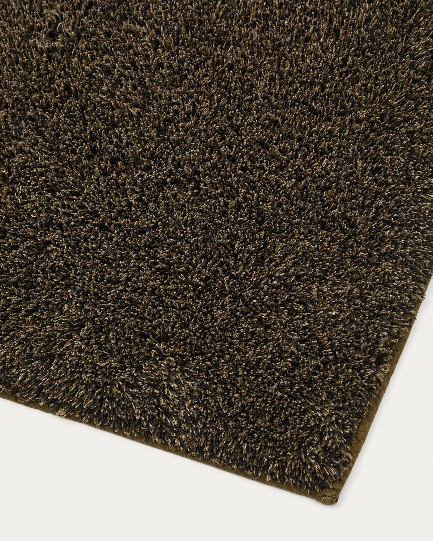 Elegante grüne Badematte aus Baumwolle, 50x70 cm, bietet Komfort und Stil mit rutschfester Unterseite für Ihr Badezimmer.