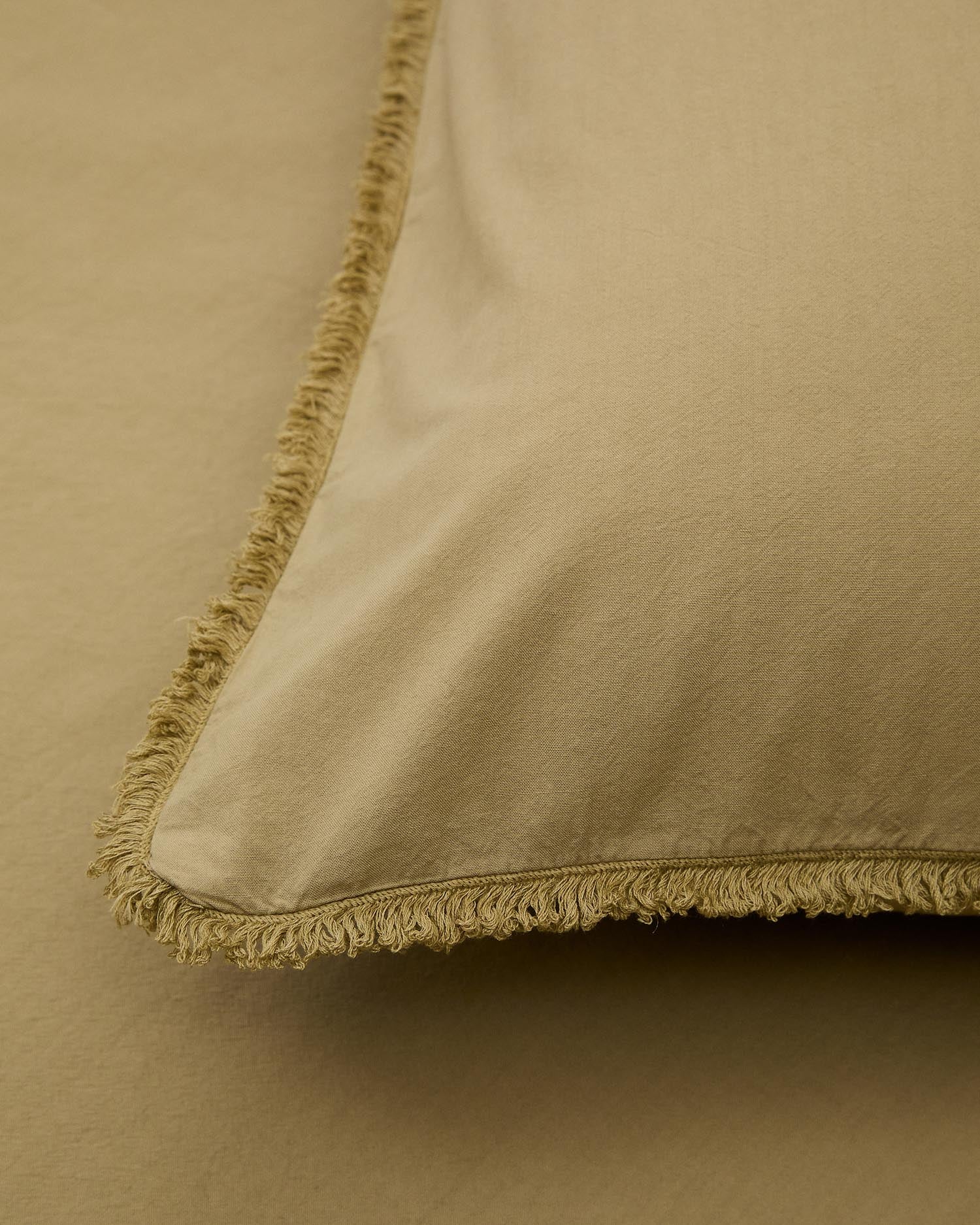 Set Sifinia Bezüge für Decke und Kopfkissen 100% Baumwollperkal Fransen grün Bett 90 cm  in Grün präsentiert im Onlineshop von KAQTU Design AG. Bettwäsche ist von Kave Home