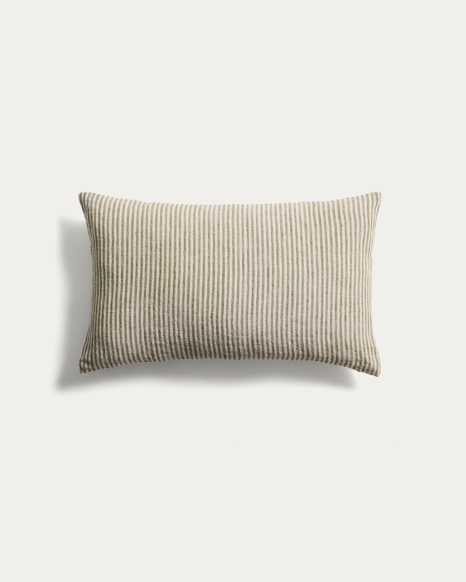 Kissenbezug Oriade aus Leinen mit grünen Streifen, 30 x 50 cm in Grün präsentiert im Onlineshop von KAQTU Design AG. Deko Kissenbezug ist von Kave Home
