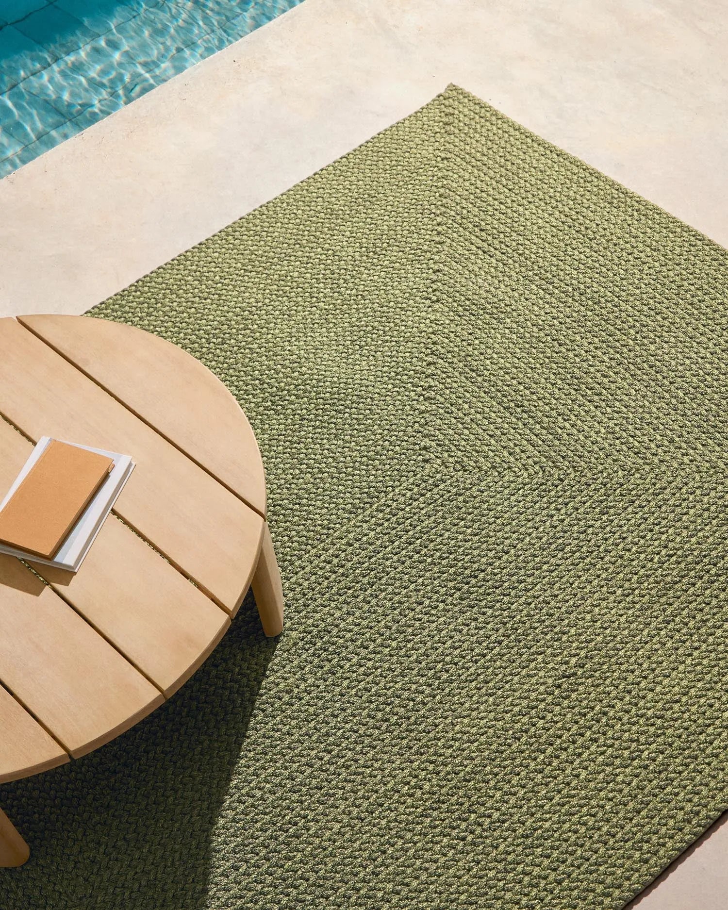 Teppich Despas aus synthetischen Fasern grün 160 x 230 cm   in Grün präsentiert im Onlineshop von KAQTU Design AG. Teppich ist von Kave Home