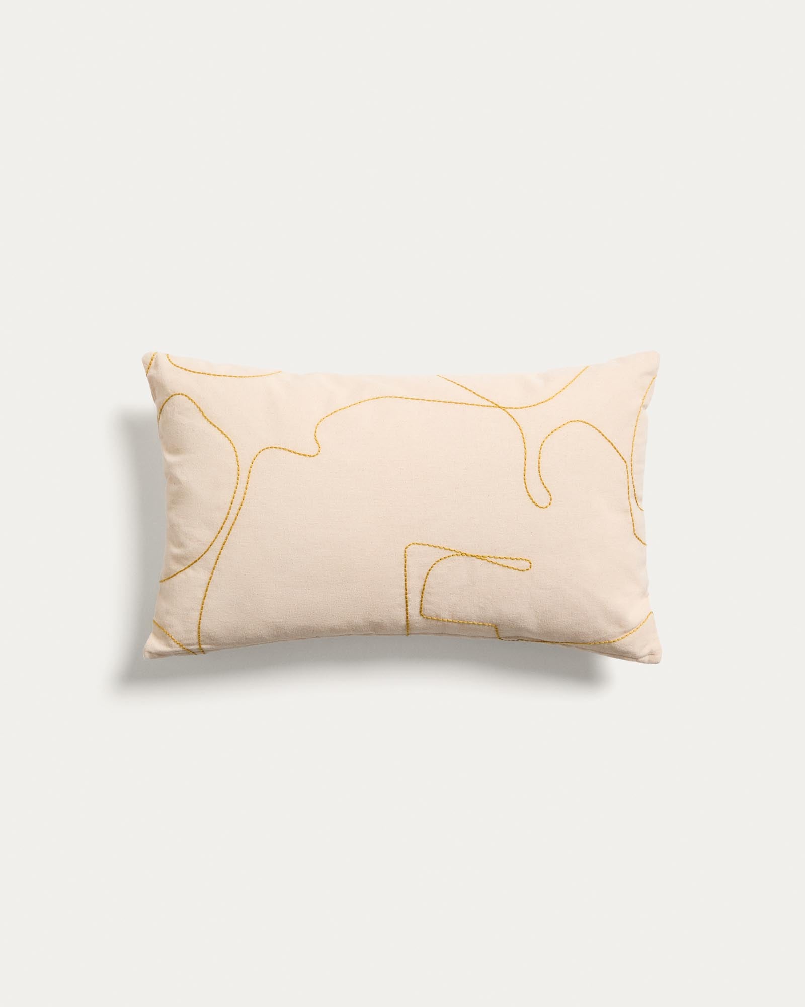 Kissenbezug Dibel aus ecrufarbener Baumwolle mit gelber Stickerei, 30 x 50 cm in Gelb präsentiert im Onlineshop von KAQTU Design AG. Deko Kissenbezug ist von Kave Home