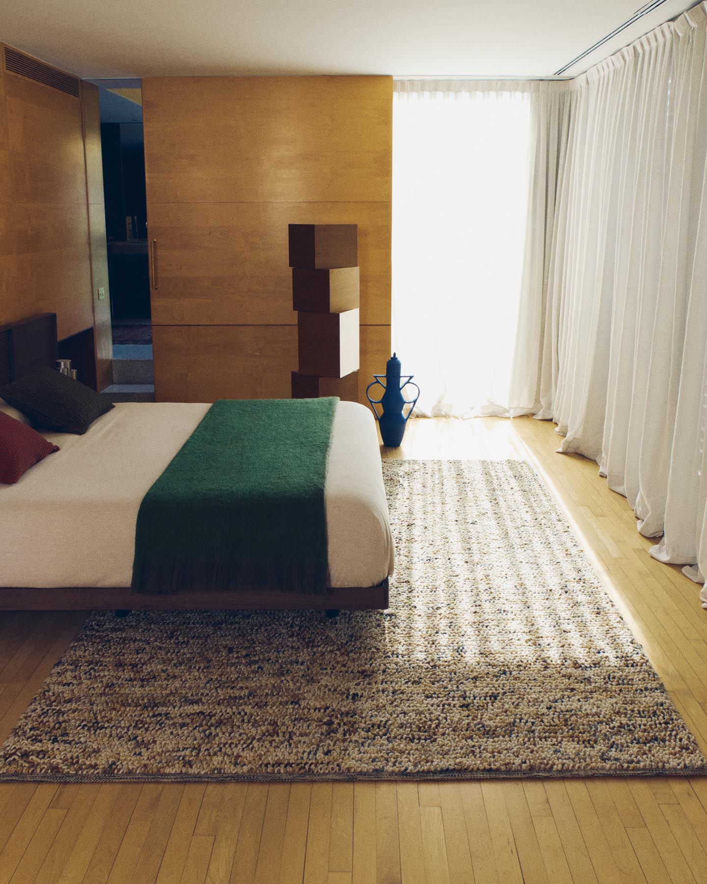 Bouclé-Wollteppich Elanis, mehrfarbig, 200 x 300 cm in Mehrfarbig präsentiert im Onlineshop von KAQTU Design AG. Teppich ist von Kave Home