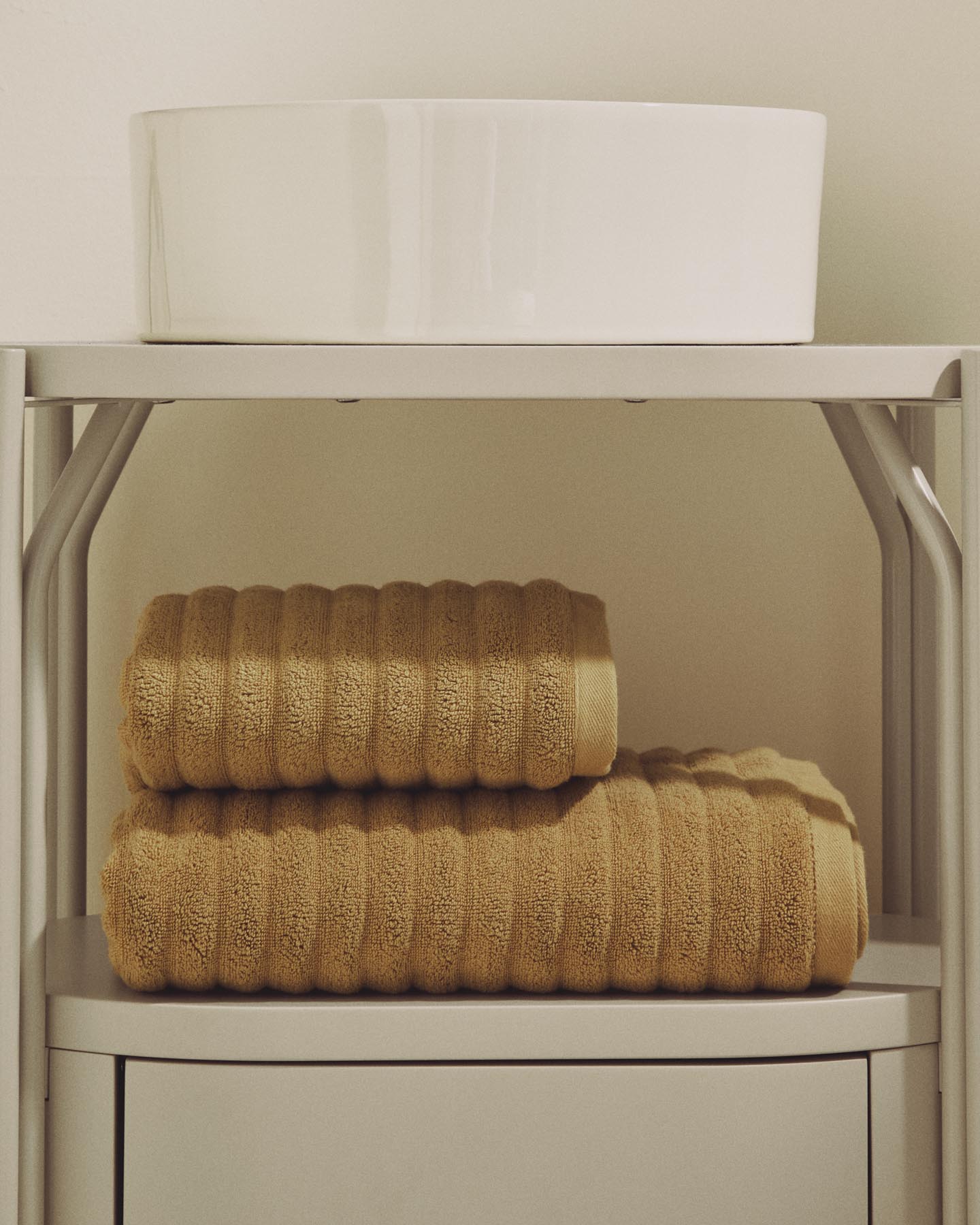 Handtuch Navira aus 100 % Baumwolle, hellgrün, 50 x 90 cm in Hellgrün präsentiert im Onlineshop von KAQTU Design AG. Handtuch ist von Kave Home