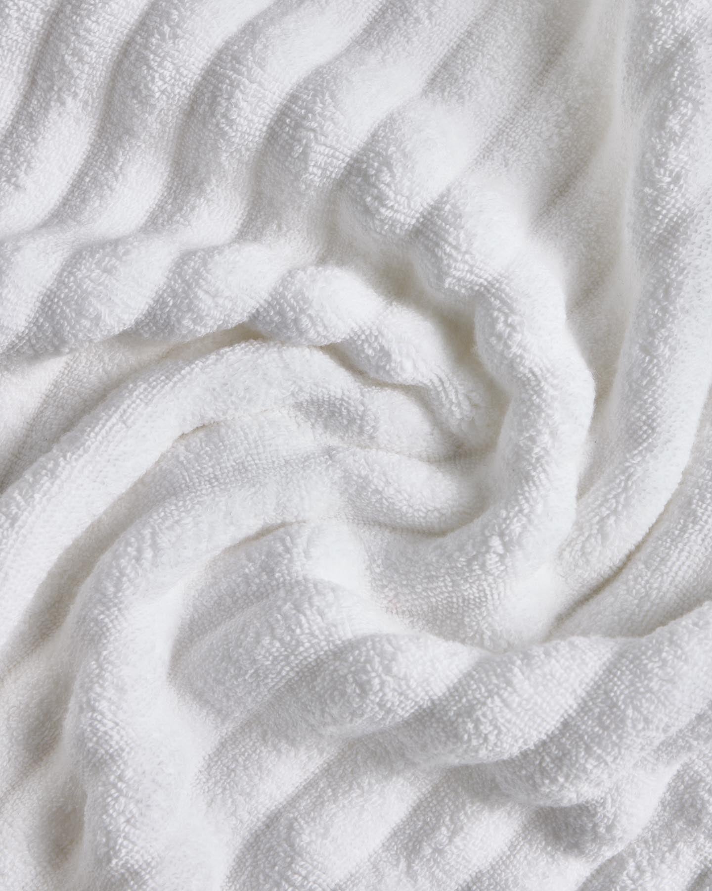 Badetuch Navira aus 100 % Baumwolle, weiß, 70 X 140 cm in Weiß präsentiert im Onlineshop von KAQTU Design AG. Badetuch ist von Kave Home