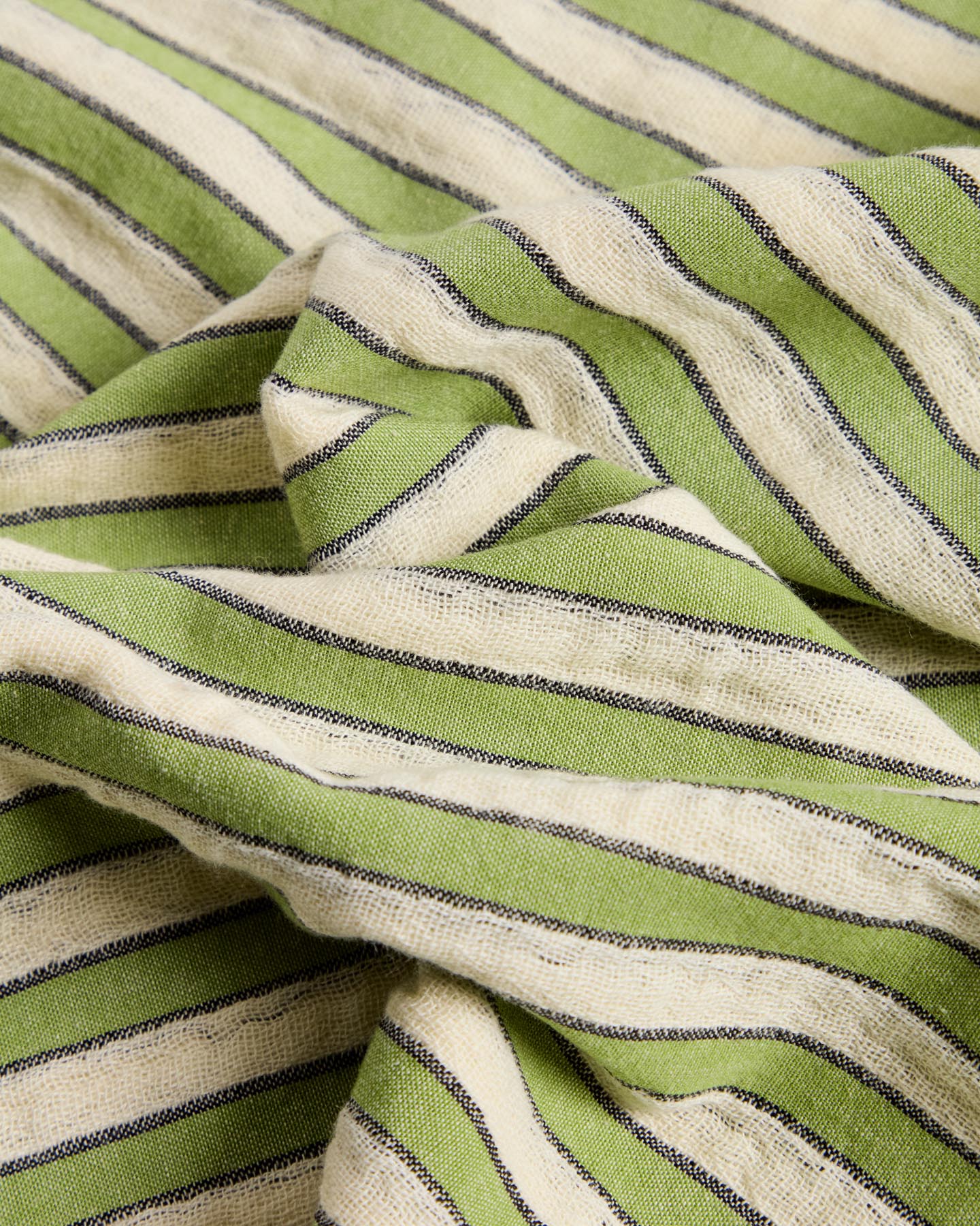 Set Ulena mit 2 einzelnen Tischdecken aus 100 % Baumwolle mit grünen Streifen, 35 x 50 cm in Grün präsentiert im Onlineshop von KAQTU Design AG. Tischset ist von Kave Home
