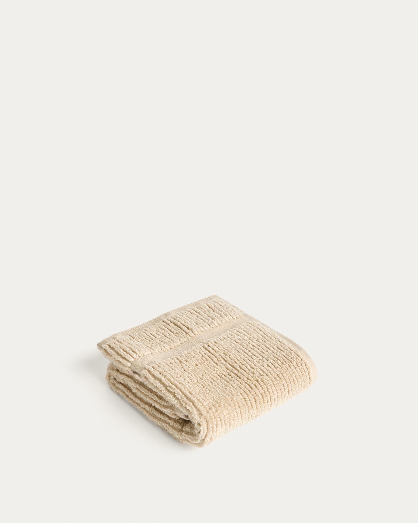 Toilettenhandtuch Olvira aus 100 % Baumwolle mit Jacquard-Muster, beige, 30 x 50 cm in Beige präsentiert im Onlineshop von KAQTU Design AG. Handtuch ist von Kave Home