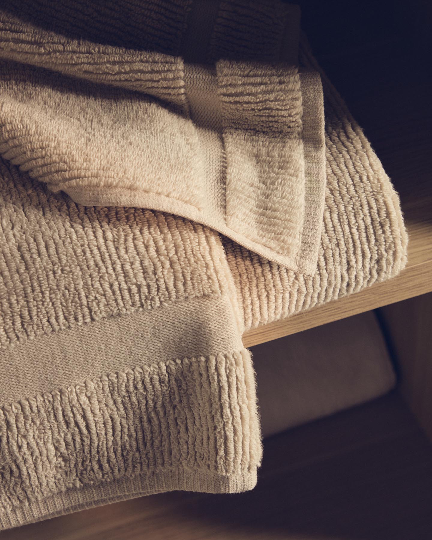 Toilettenhandtuch Olvira aus 100 % Baumwolle mit Jacquard-Muster, beige, 30 x 50 cm in Beige präsentiert im Onlineshop von KAQTU Design AG. Handtuch ist von Kave Home