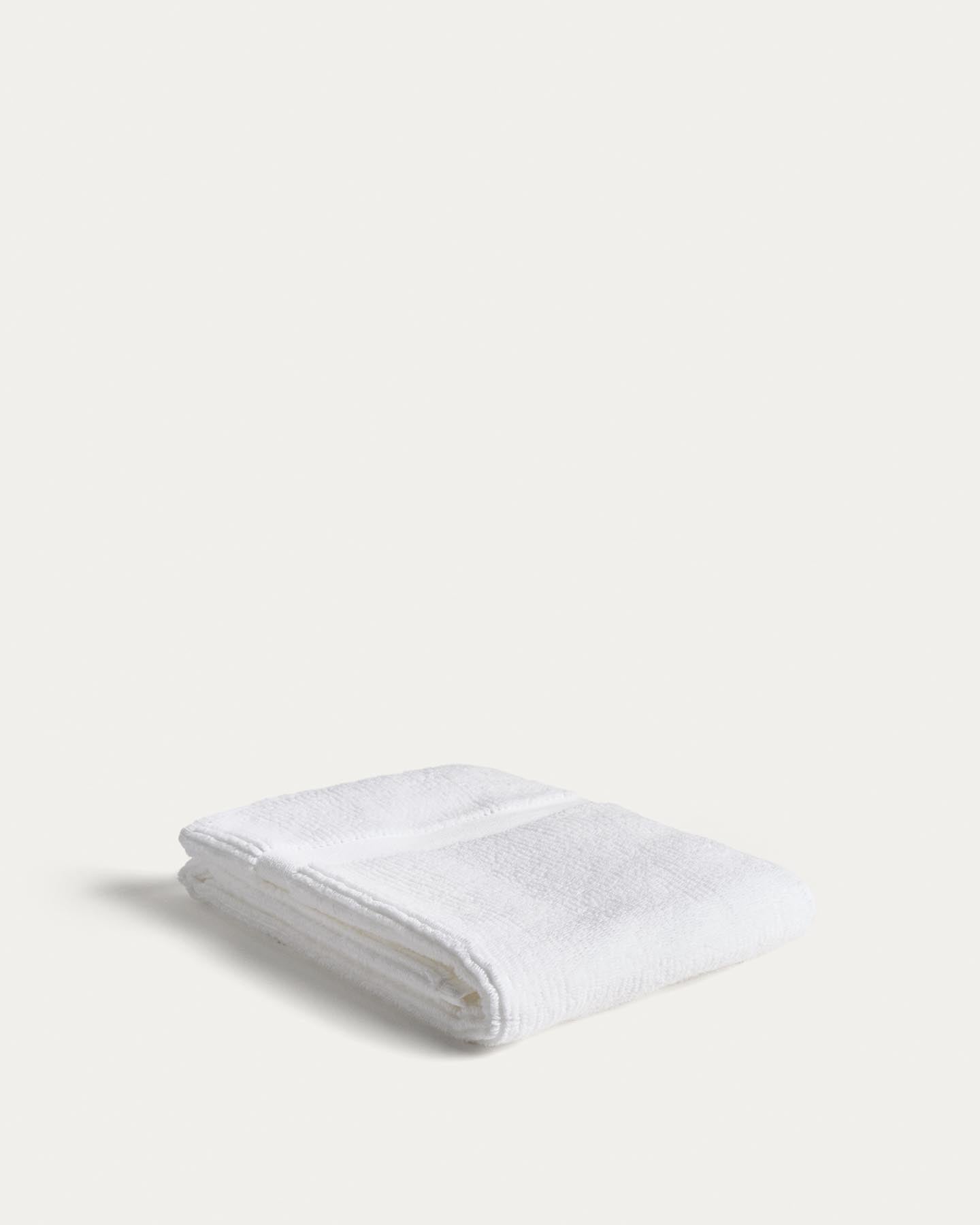 Handtuch Olvira aus 100 % Baumwolle mit Jacquard-Muster, weiss, 50 x 90 cm in Weiss präsentiert im Onlineshop von KAQTU Design AG. Handtuch ist von Kave Home