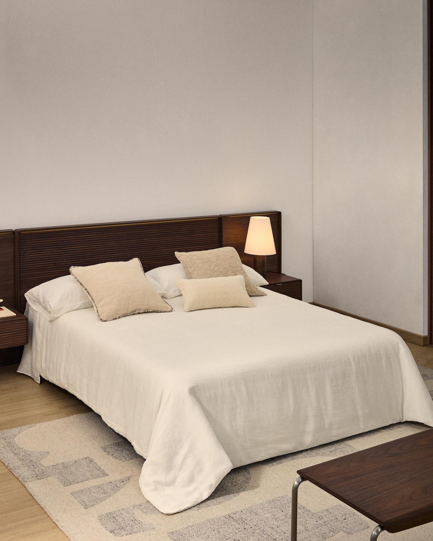 Set Simmel aus Bett- und Kopfkissenbezug aus Baumwolle und Leinen in Ecru für 150-cm-Betten in Ecru präsentiert im Onlineshop von KAQTU Design AG. Bettwäsche ist von Kave Home