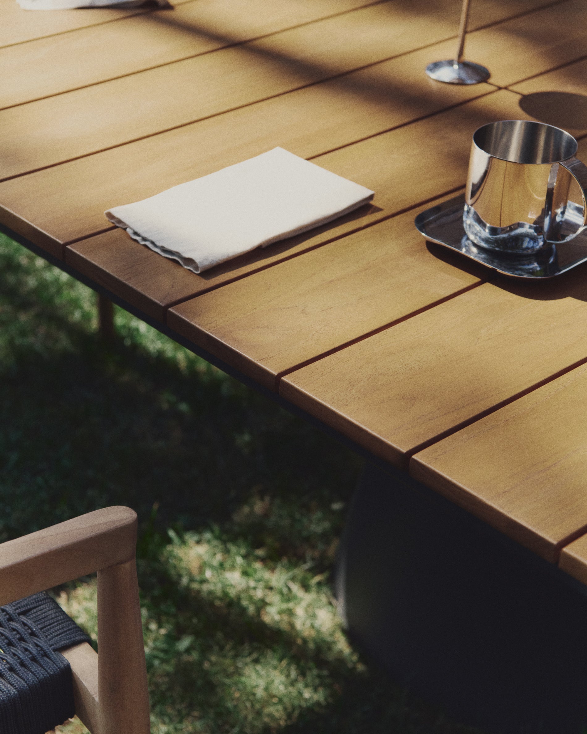 Set Aldine mit zwei Servietten aus Baumwolle und Leinen in Steingrau in Steinfarben präsentiert im Onlineshop von KAQTU Design AG. Servietten ist von Kave Home