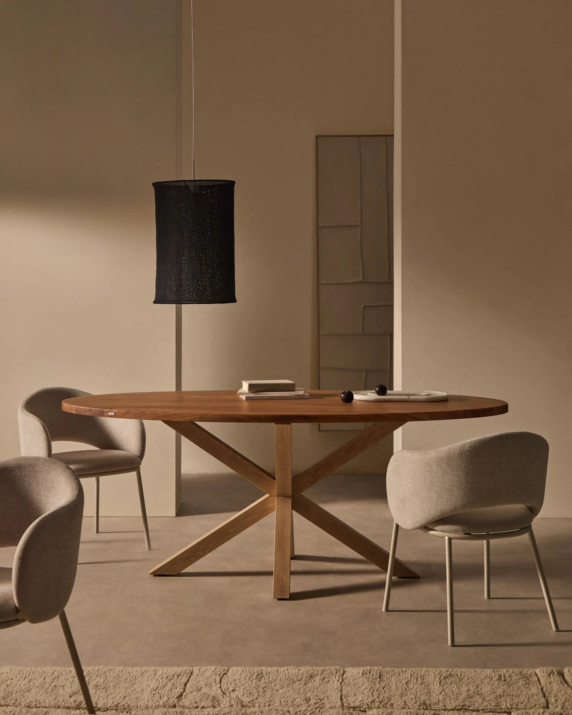 Eleganter Wollteppich in Ecru, 200x300 cm, mit Jacquard-Muster, langlebig und pflegeleicht, ideal für stilvolle Räume.