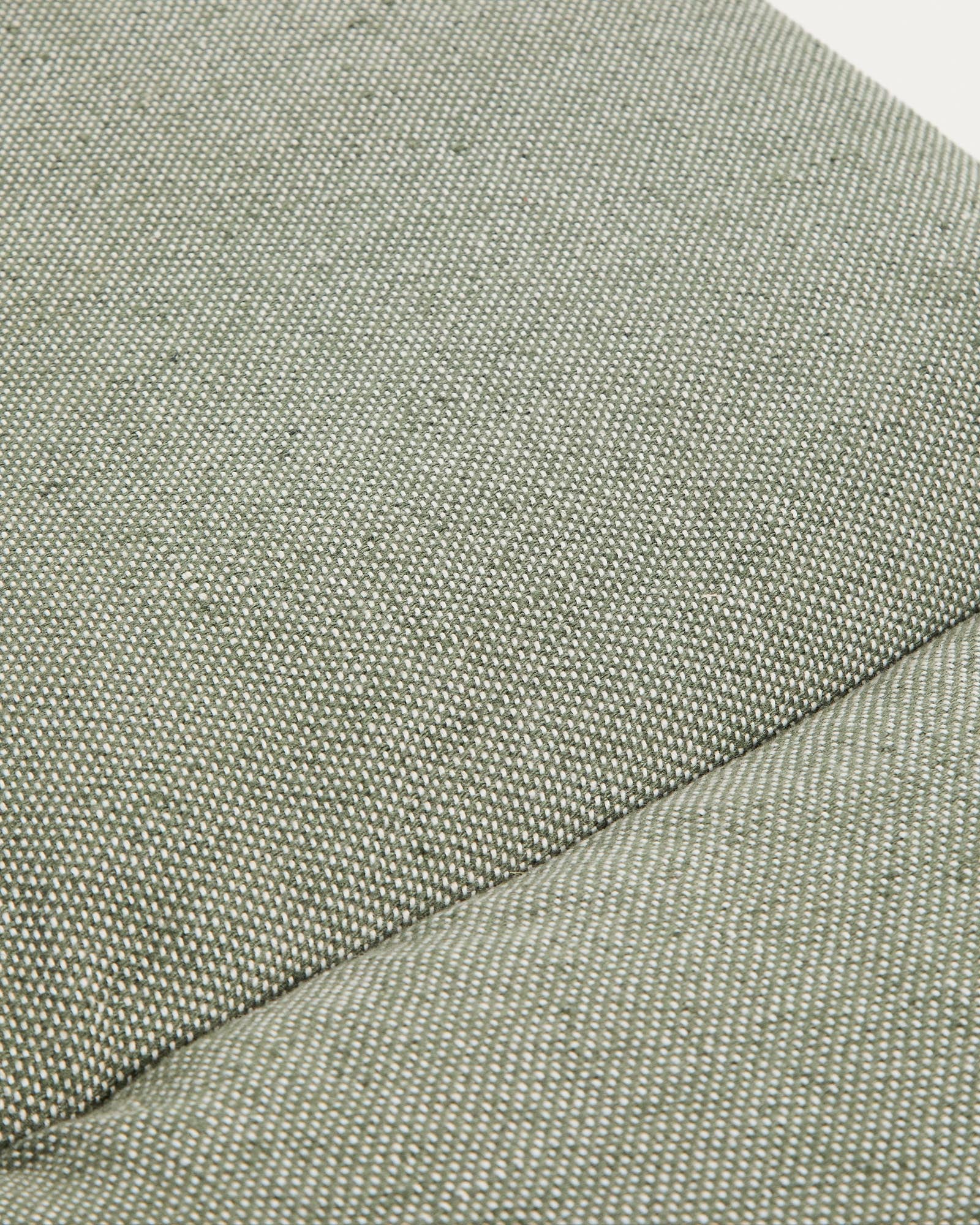 Grünes Sonnenliegekissen Maoni aus 100 % PET, 50 x 175 cm, ideal für Gartenmöbel, bietet Komfort und Stil für entspannte Stunden im Freien.